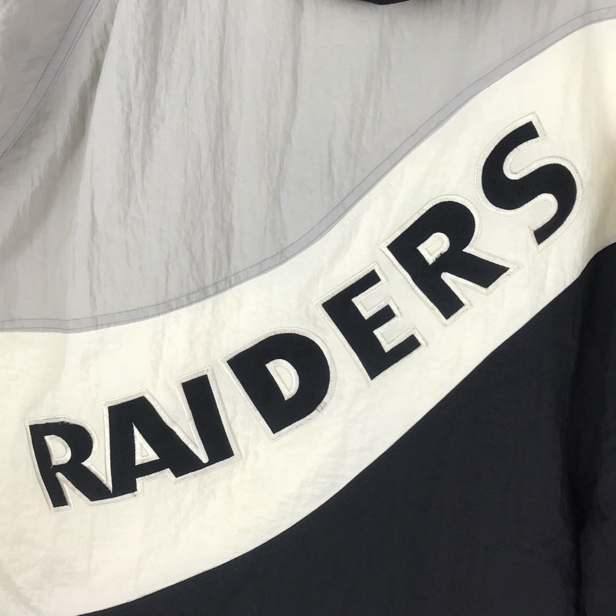 NFL Vintage Los Angeles Oakland Raiders Hoodie Jacket 90s NFL Size US L / EU 52-54 / 3 - 4 Thumbnail