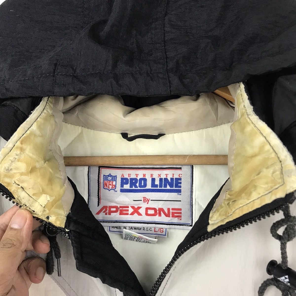 NFL Vintage Los Angeles Oakland Raiders Hoodie Jacket 90s NFL Size US L / EU 52-54 / 3 - 15 Thumbnail