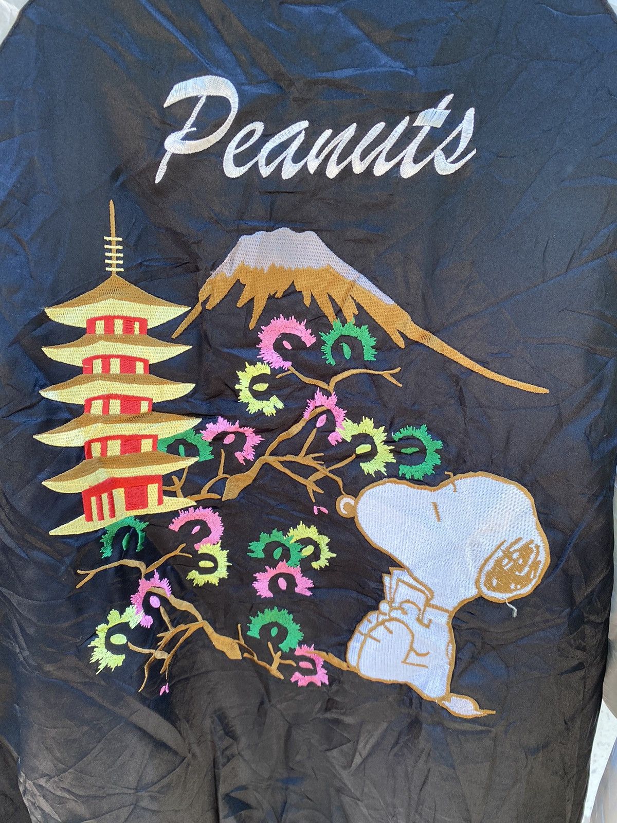 Other Vintage Snoopy Embroidered Satin Bomber Jacket Size US XXL / EU 58 / 5 - 3 Thumbnail