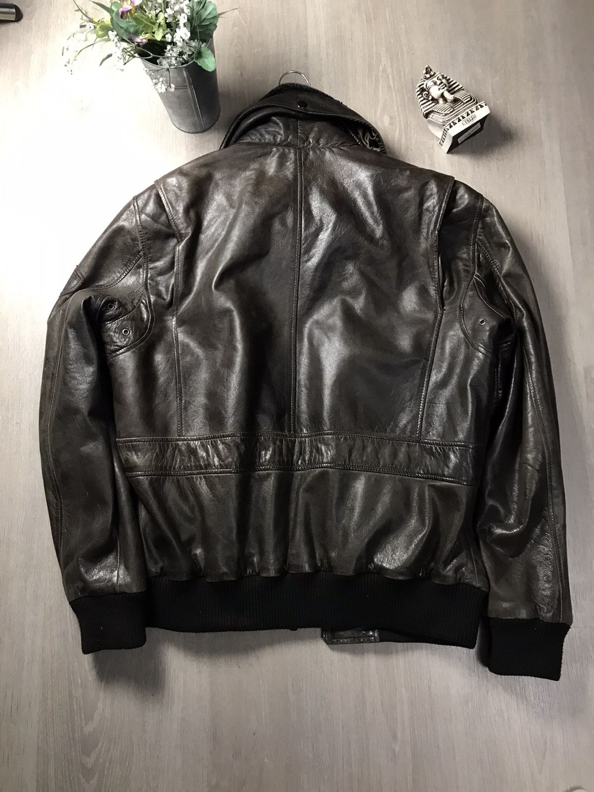 Genuine Leather Navyboot Brown Leather jacket size M Size US M / EU 48-50 / 2 - 14 Thumbnail