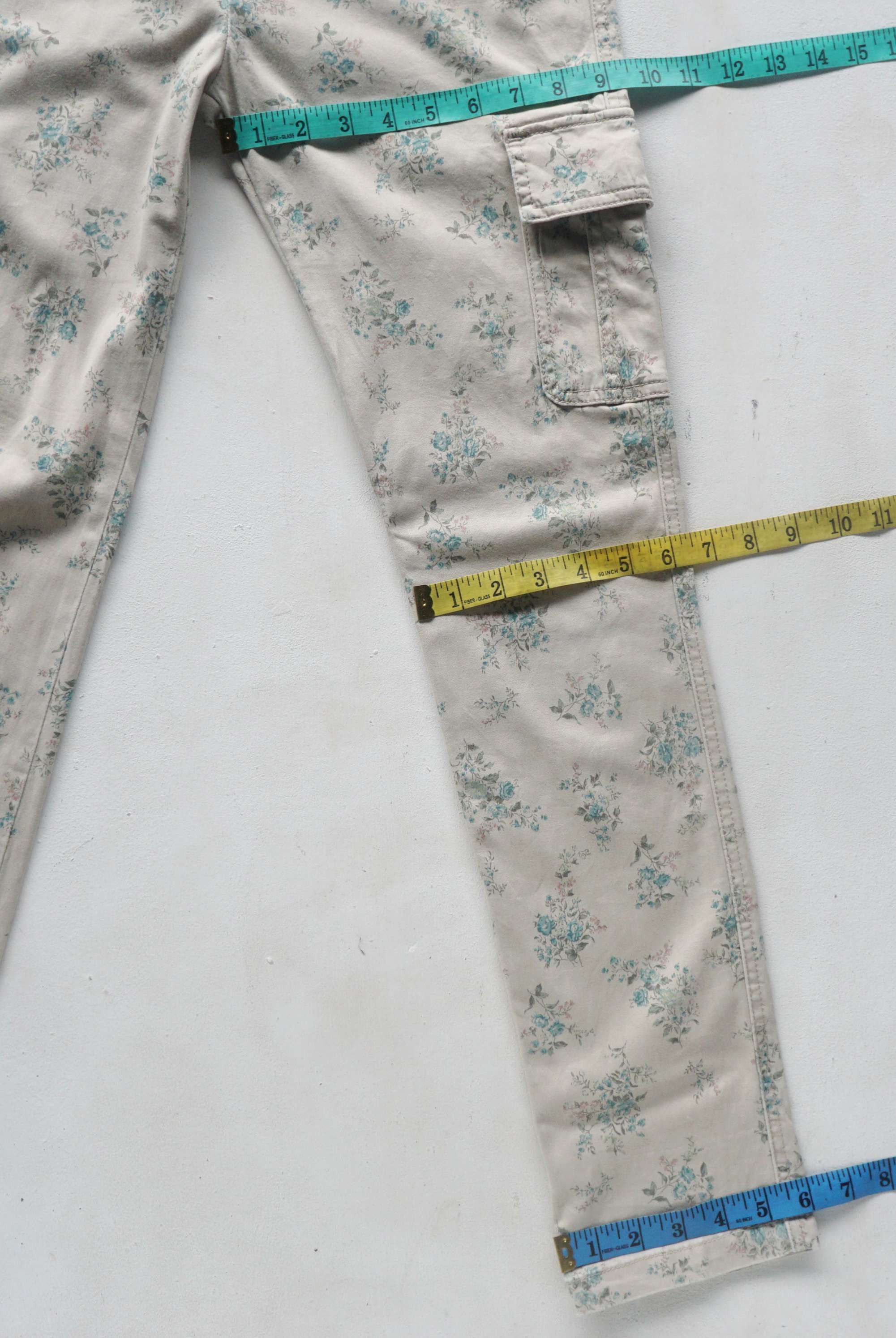 Global Work × Japanese Brand SHUCA Global Work Floral Printed Cargo Pants Size 28" / US 6 / IT 42 - 13 Thumbnail