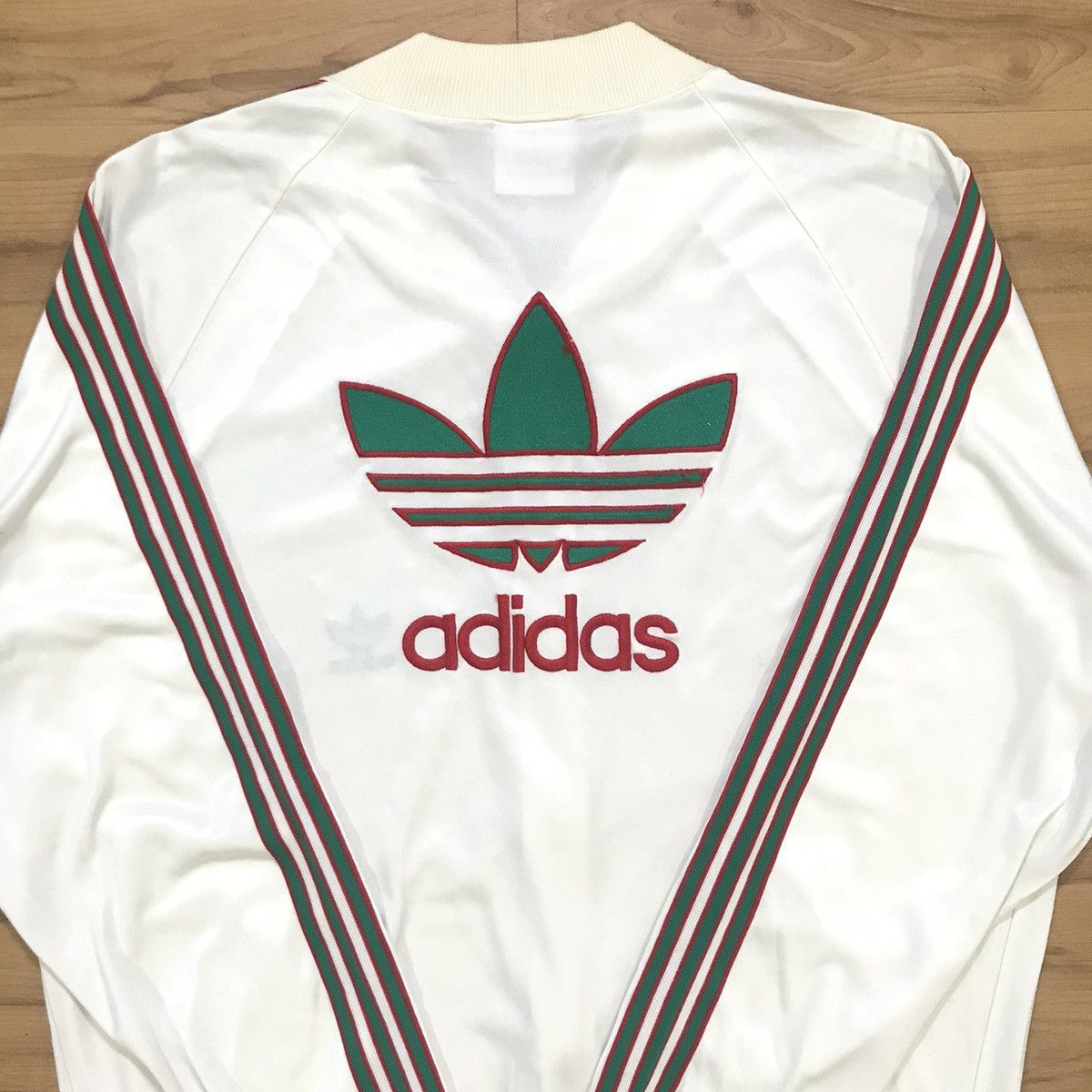 Adidas 🚨Final Drop🚨Vintage Adidas Tracktop Big Logo Size US L / EU 52-54 / 3 - 1 Thumbnail