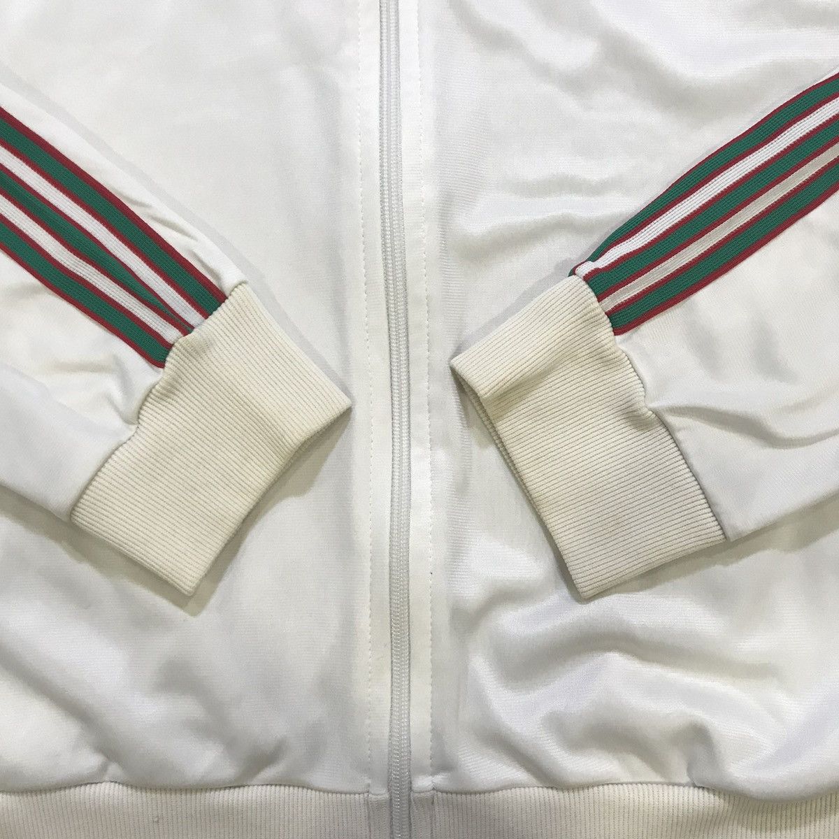Adidas 🚨Final Drop🚨Vintage Adidas Tracktop Big Logo Size US L / EU 52-54 / 3 - 4 Thumbnail