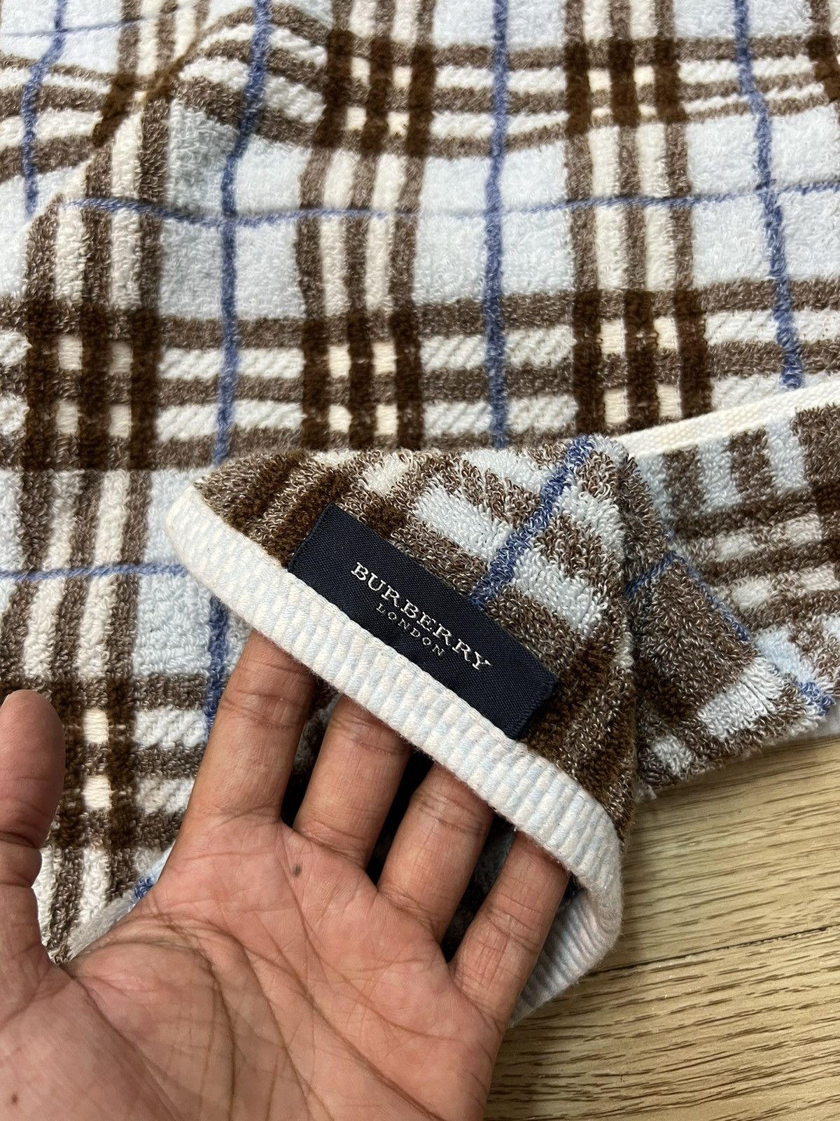 Burberry Burberry London Bath Towel 22x45 Size ONE SIZE - 7 Thumbnail