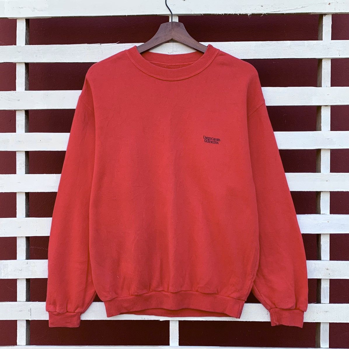 Benetton Vintage 90s United Colour Of Benetton Sweatshirt Size US M / EU 48-50 / 2 - 1 Thumbnail