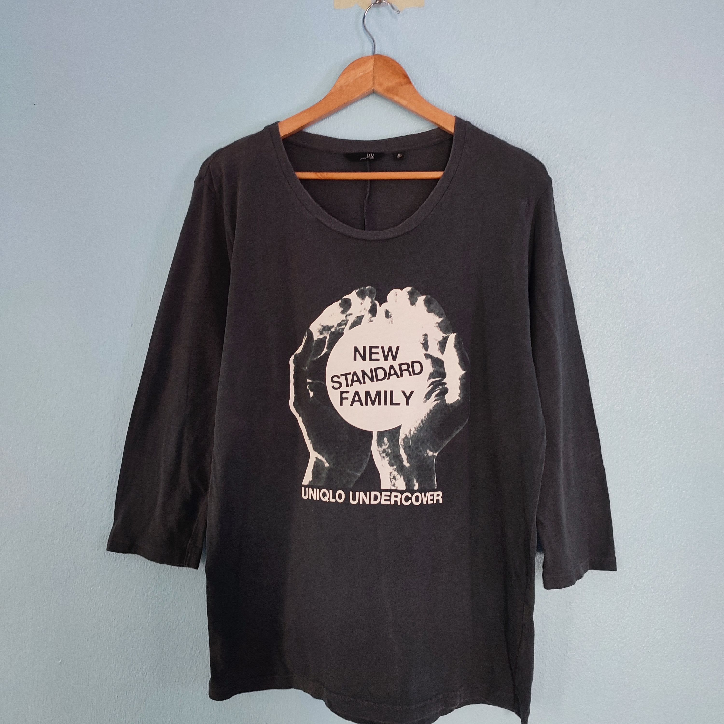 Japanese Brand × Undercover × Uniqlo UNIQLO UNDERCOVER Japanese Brand Tshirt dp1 Size US M / EU 48-50 / 2 - 1 Thumbnail