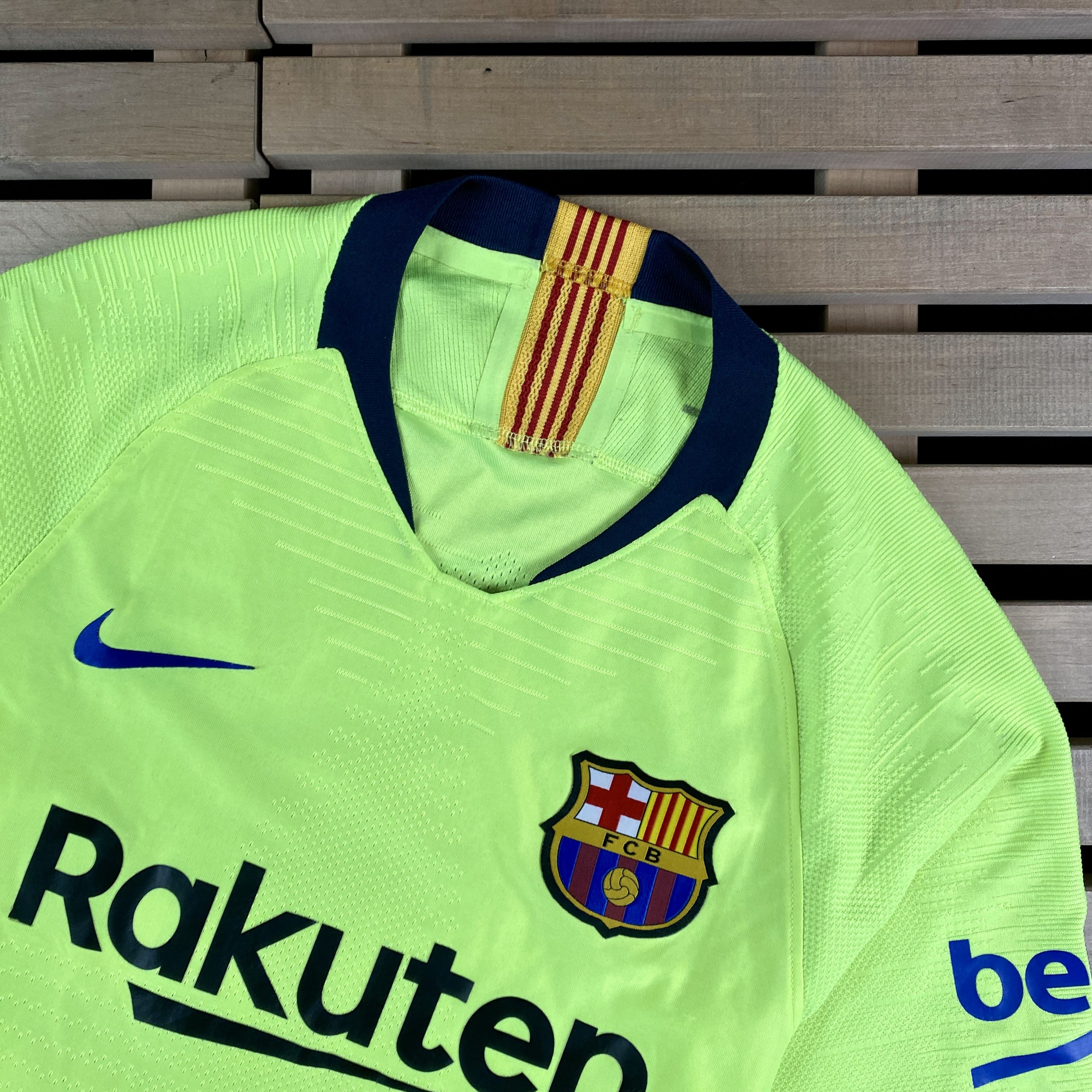 Nike Mens Football T-Shirt Jersey FC Barcelona Nike Size S Size US S / EU 44-46 / 1 - 2 Thumbnail