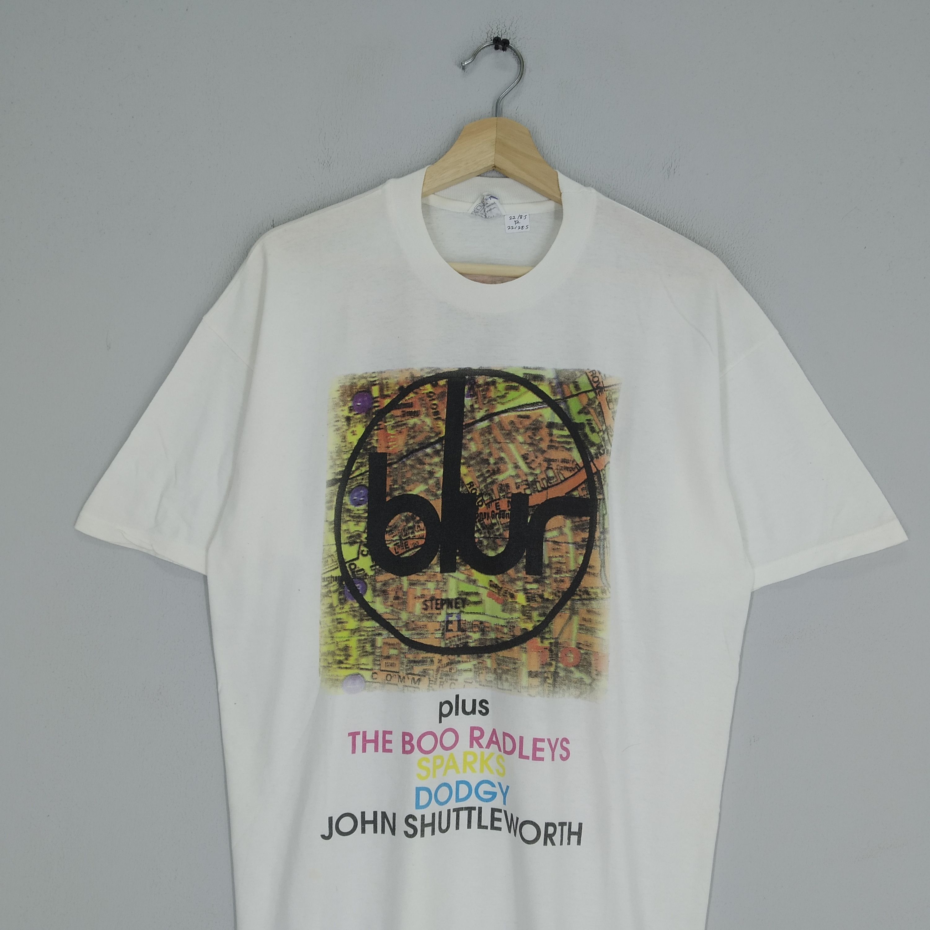 Band Tees Vintage 90s Collectibles Item Blur Alternative Rock Tour Tee Size US L / EU 52-54 / 3 - 3 Thumbnail