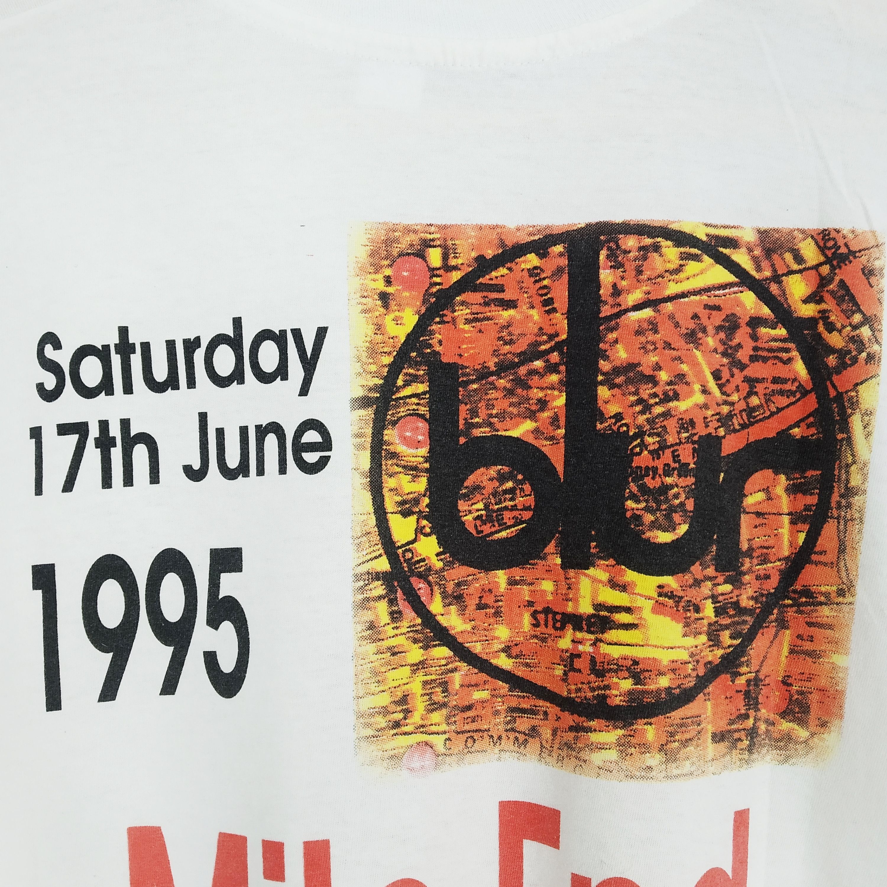 Band Tees Vintage 90s Collectibles Item Blur Alternative Rock Tour Tee Size US L / EU 52-54 / 3 - 9 Thumbnail