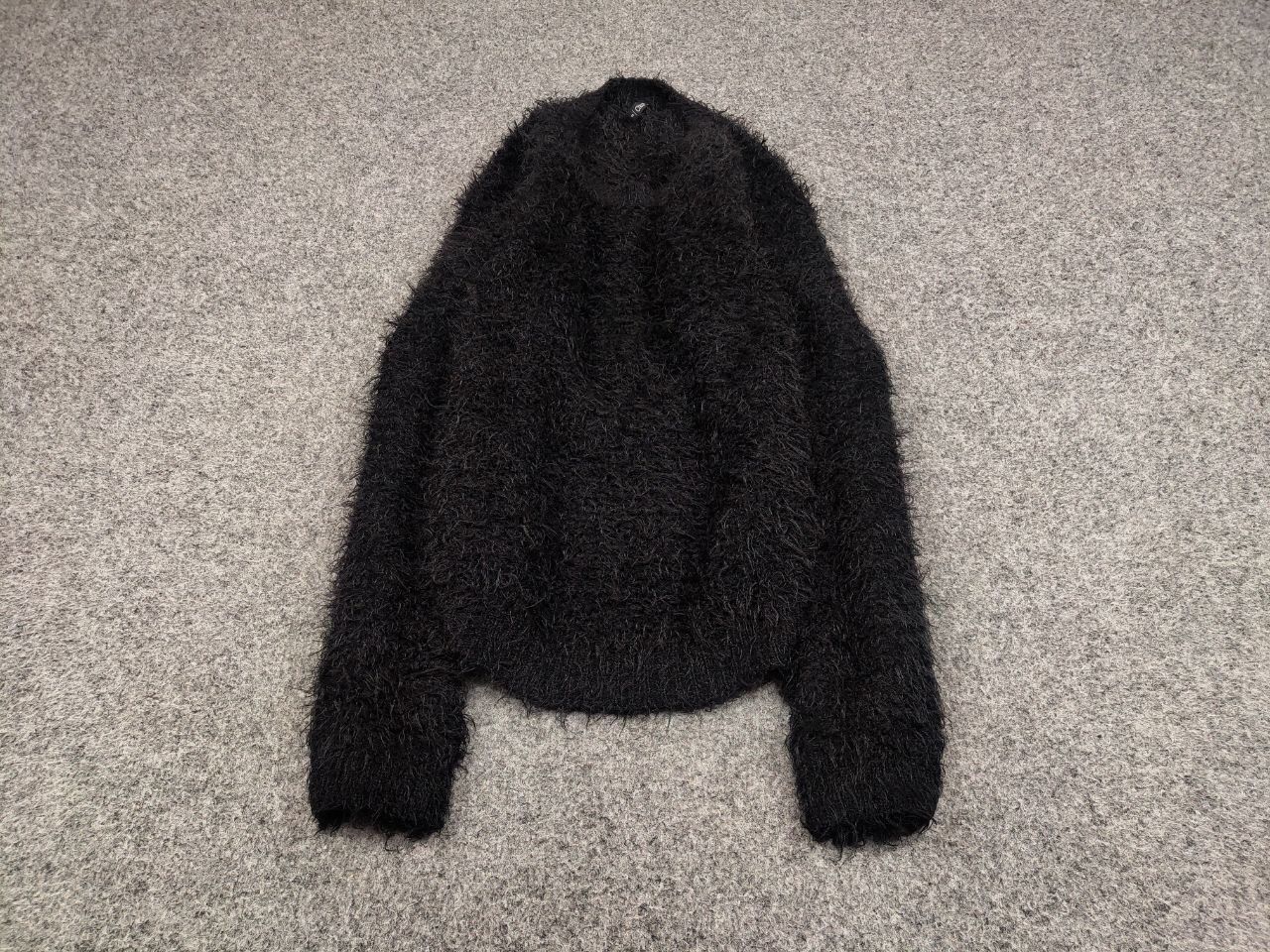 Japanese Brand Vintage 90's Japanese Black Mohair Style Fuzzy Sweater Size US S / EU 44-46 / 1 - 2 Thumbnail