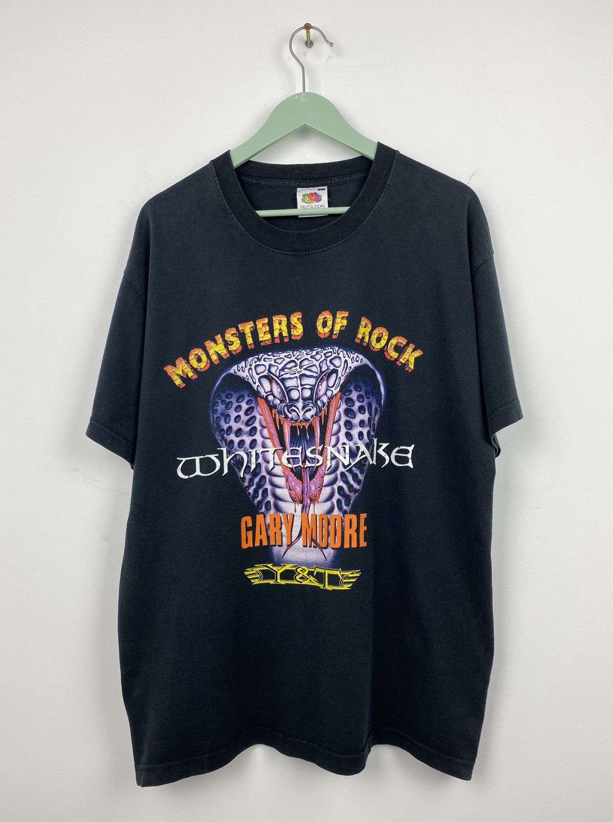 Band Tees Vintage Y2K 2003 Monsters of Rock Snake Whitesnake T Shirt Size US L / EU 52-54 / 3 - 1 Thumbnail
