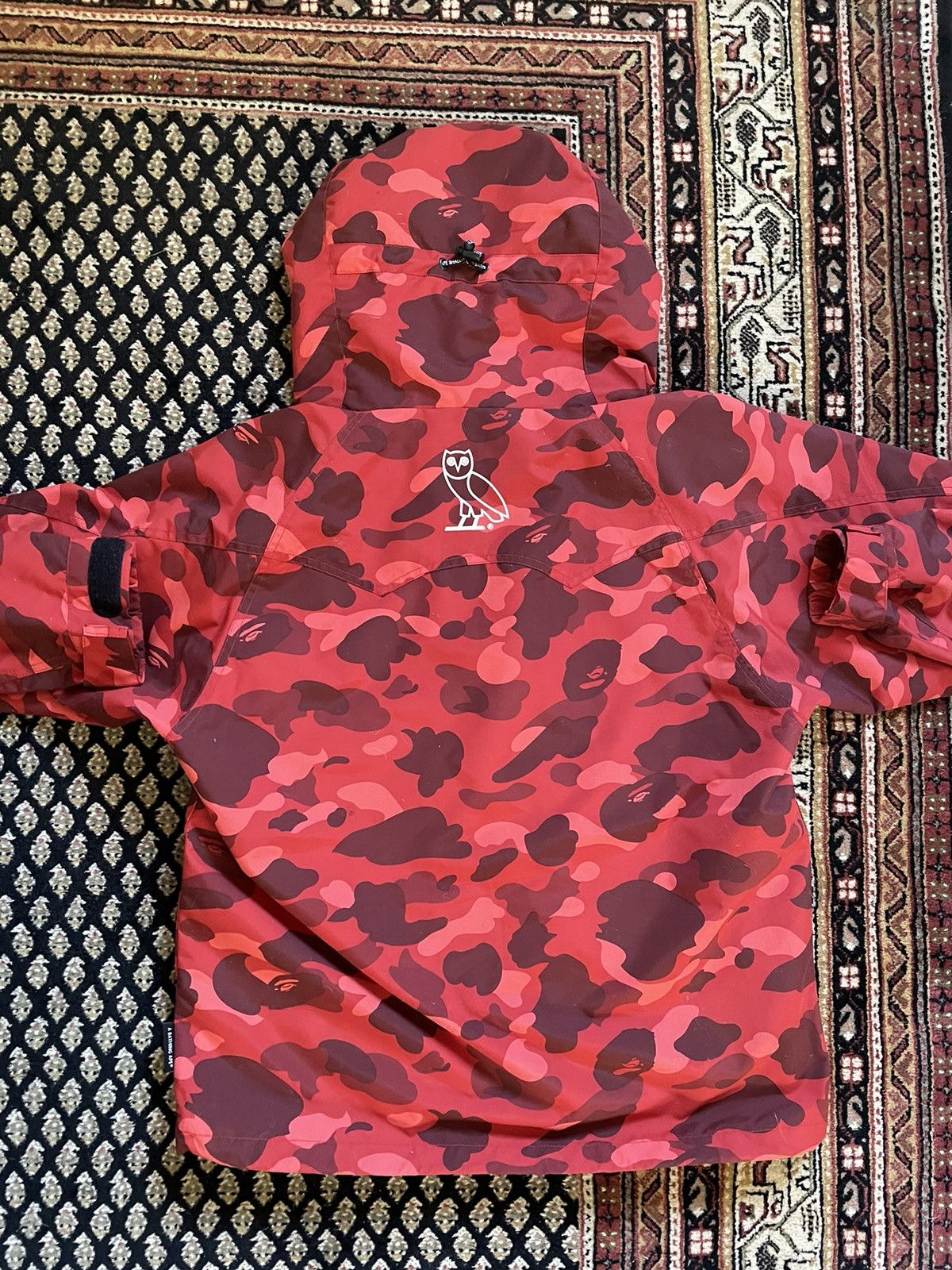Bape × October's Very Own BAPE X OVO red camo jacket Size US L / EU 52-54 / 3 - 3 Thumbnail