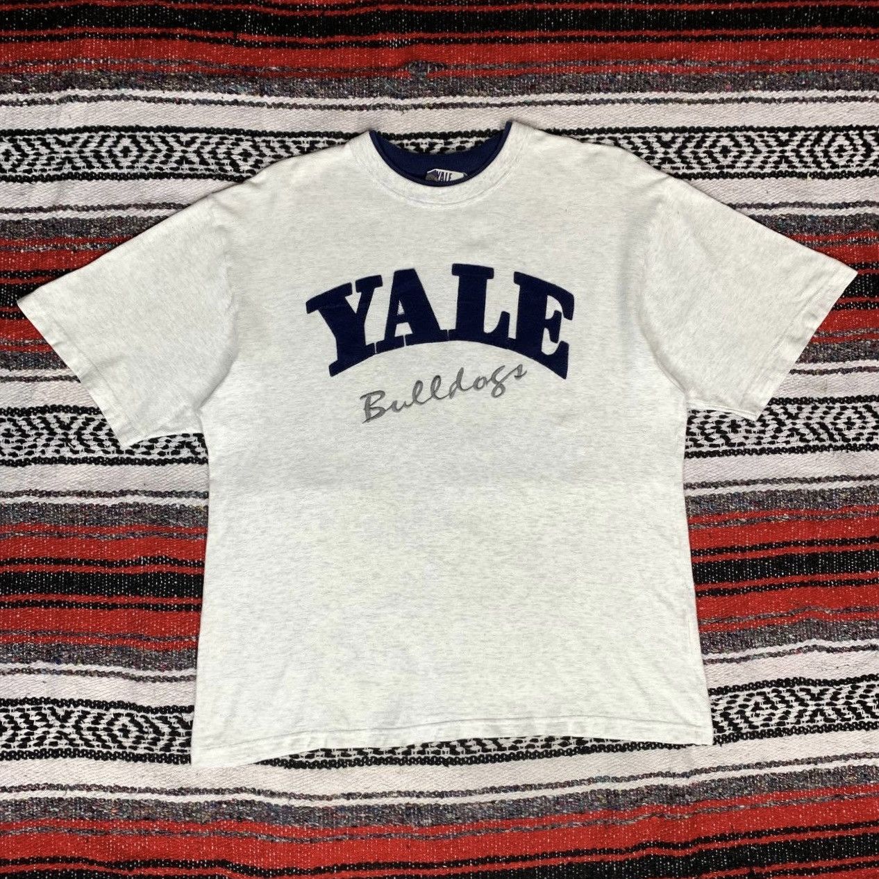 NCAA × Vintage Vintage Yale Bulldog Football Shirt Yale University Size US M / EU 48-50 / 2 - 1 Thumbnail