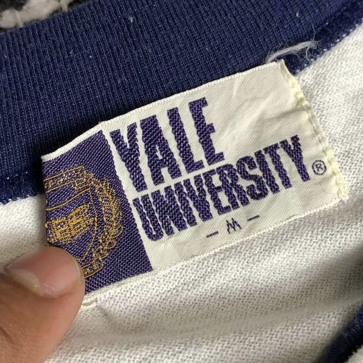 NCAA × Vintage Vintage Yale Bulldog Football Shirt Yale University Size US M / EU 48-50 / 2 - 6 Thumbnail