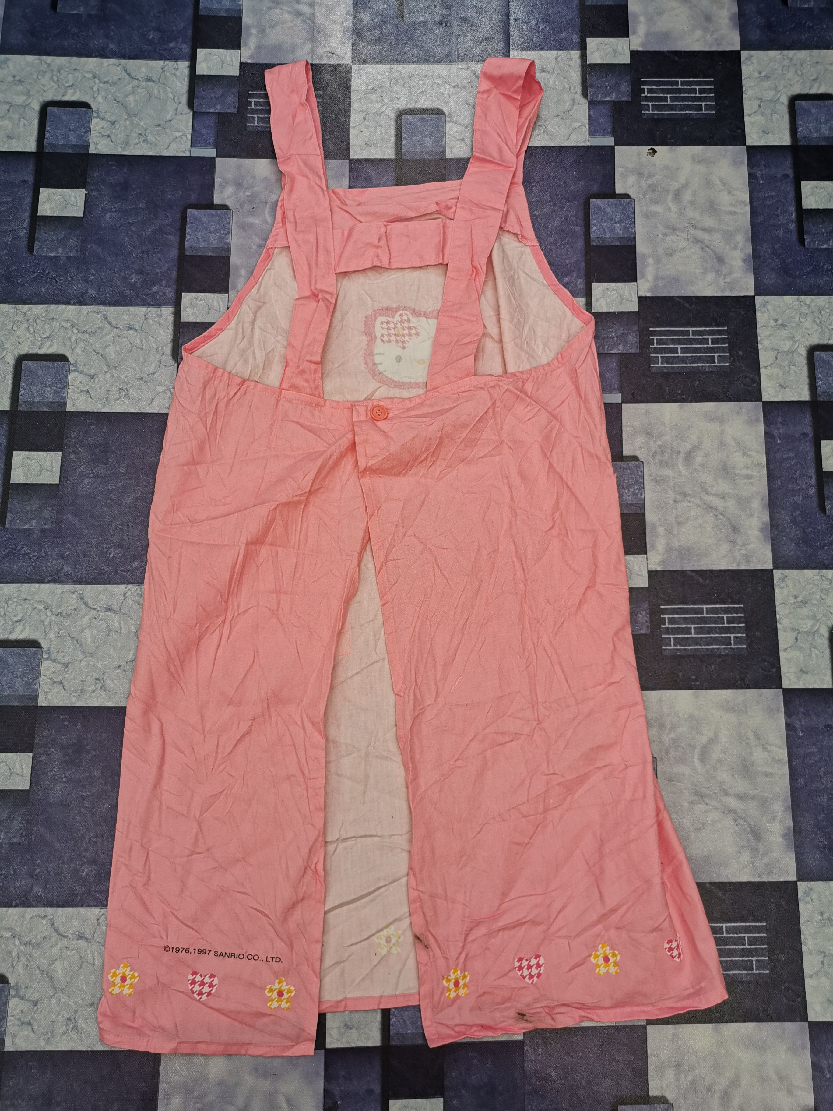 Cartoon Network Vintage 76', 97' Prod. Cartoon Network Hello Kitty Apron Size ONE SIZE - 9 Thumbnail