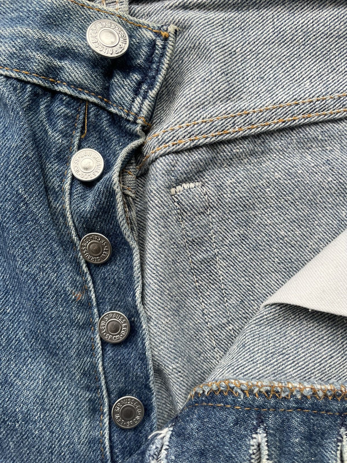 Levi's Levi’s 501 e 1990 Usa Aging Stone Wash Size US 30 / EU 46 - 23 Thumbnail