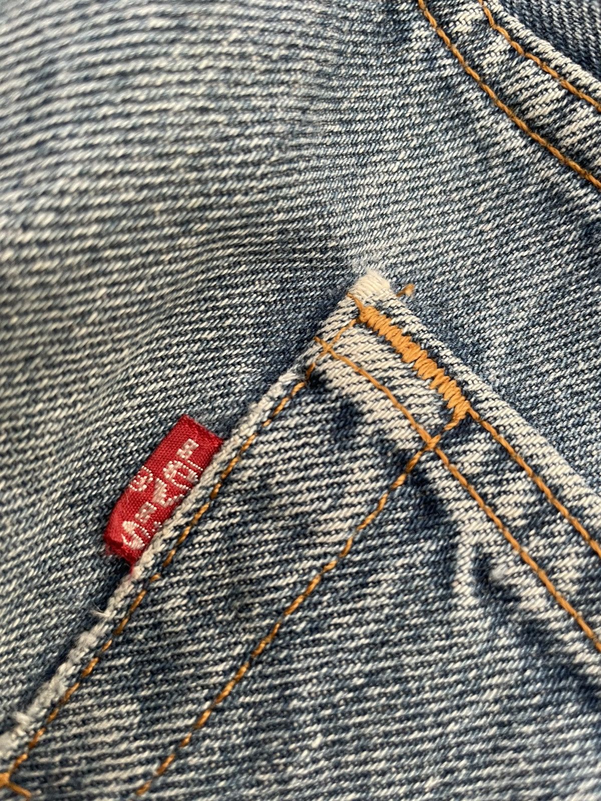 Levi's Vintage Levis 501 USA 1997 Aging Wash Denim Size US 40 / EU 56 - 9 Thumbnail