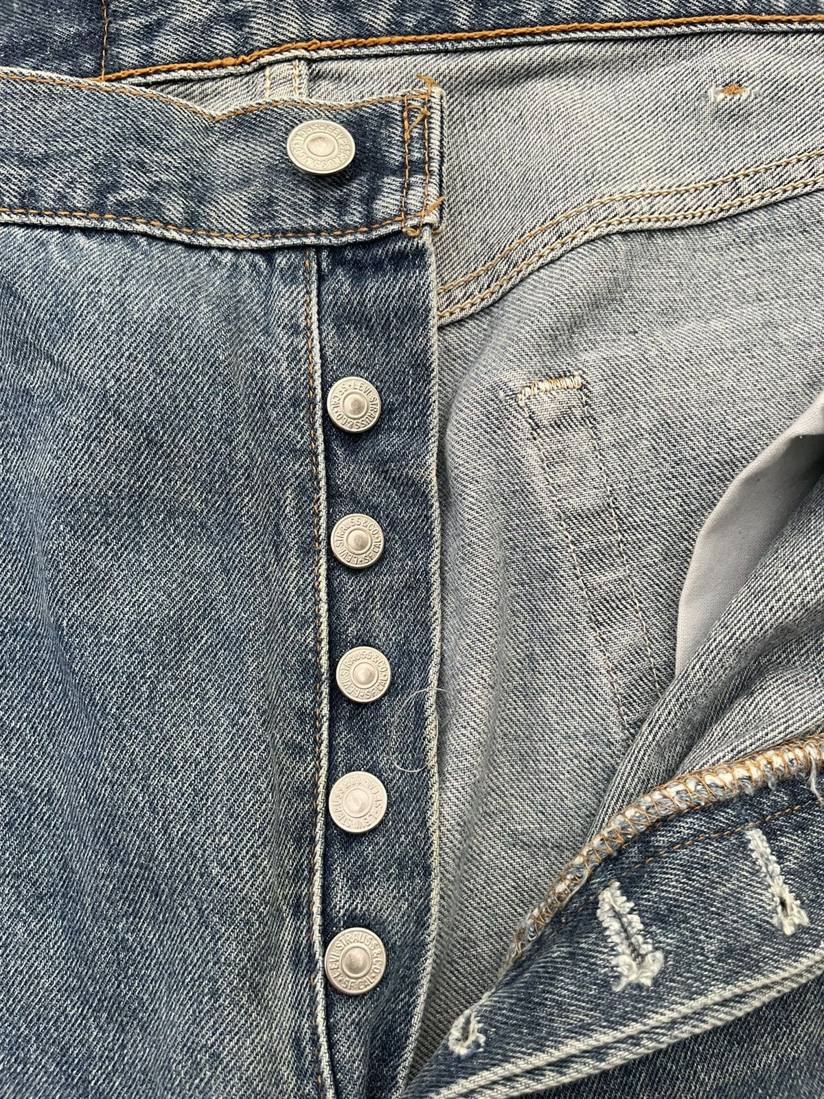Levi's Vintage Levis 501 USA 1997 Aging Wash Denim Size US 40 / EU 56 - 16 Thumbnail