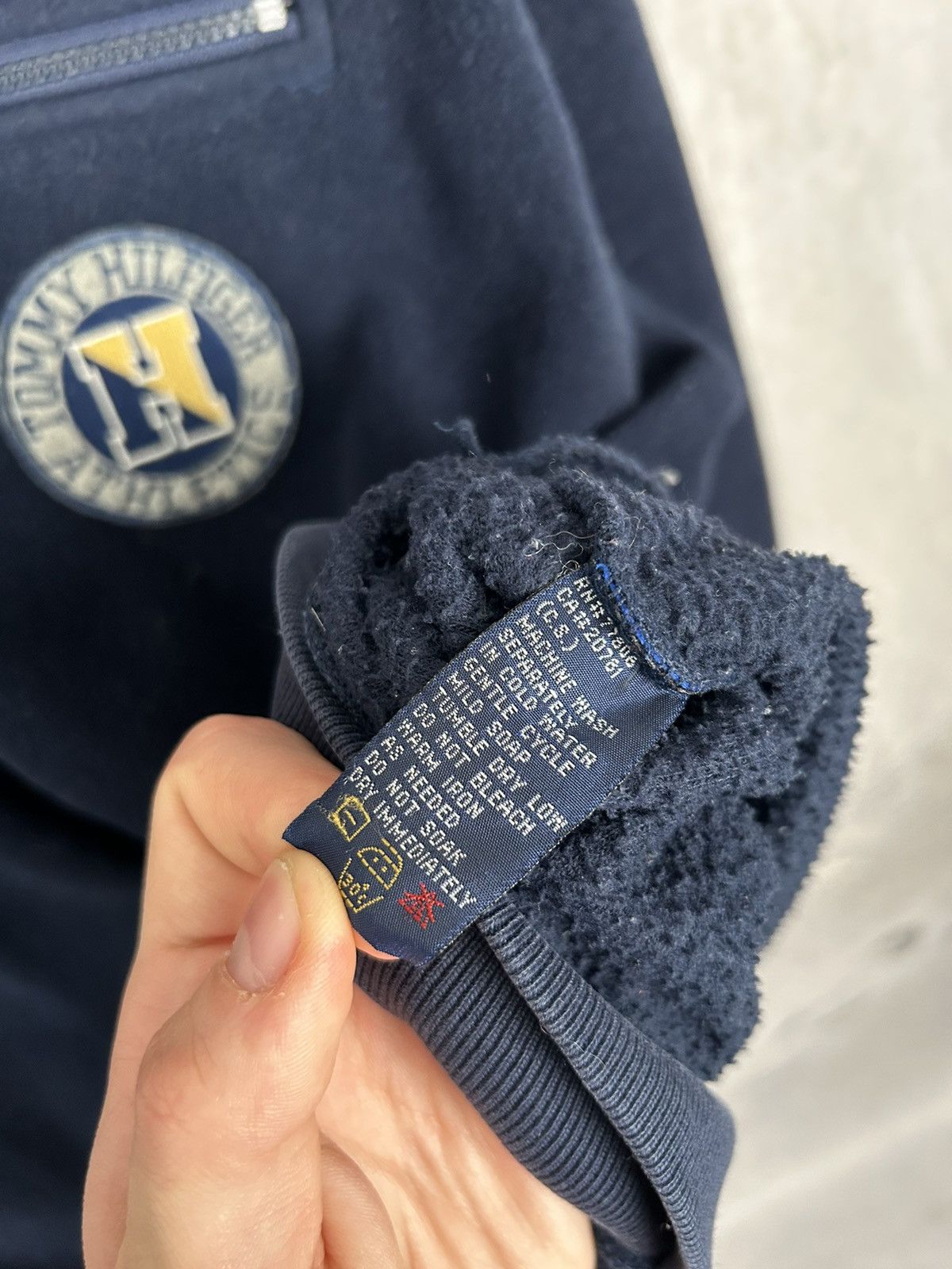 Tommy Hilfiger Vintage Fleece Tommy Hilfiger Half Zip Sweatshirt 90s Size US L / EU 52-54 / 3 - 6 Thumbnail