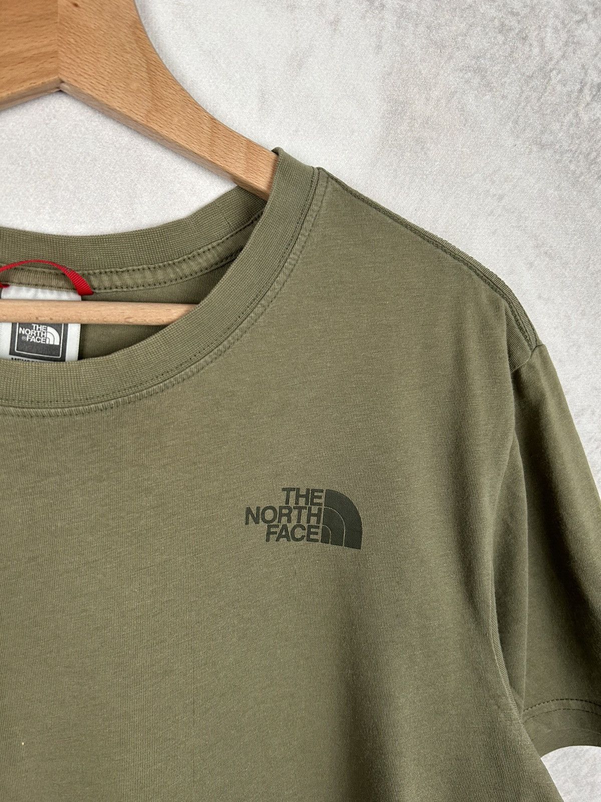 The North Face The North Face Big Logo Tee Khaki Gorpcore Size US M / EU 48-50 / 2 - 6 Thumbnail