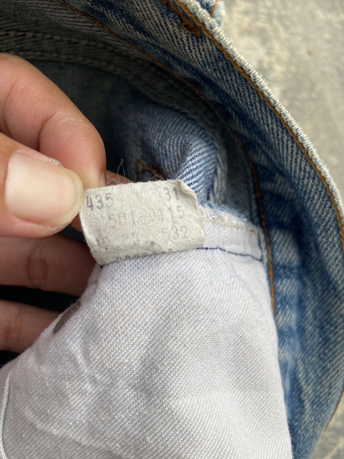 Levi's VINTAGE 80S LEVIS 501 DISTRESSED COWBOY MUD WASH GORPCORE Size US 30 / EU 46 - 8 Thumbnail