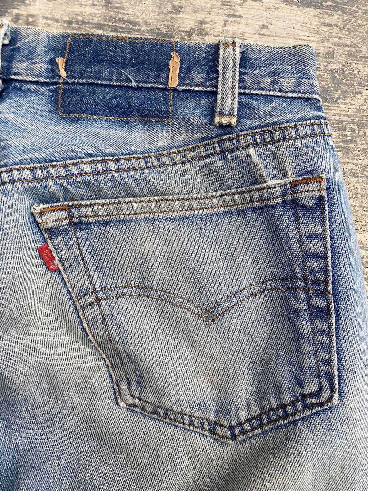 Levi's VINTAGE 80S LEVIS 501 DISTRESSED COWBOY MUD WASH GORPCORE Size US 30 / EU 46 - 11 Thumbnail