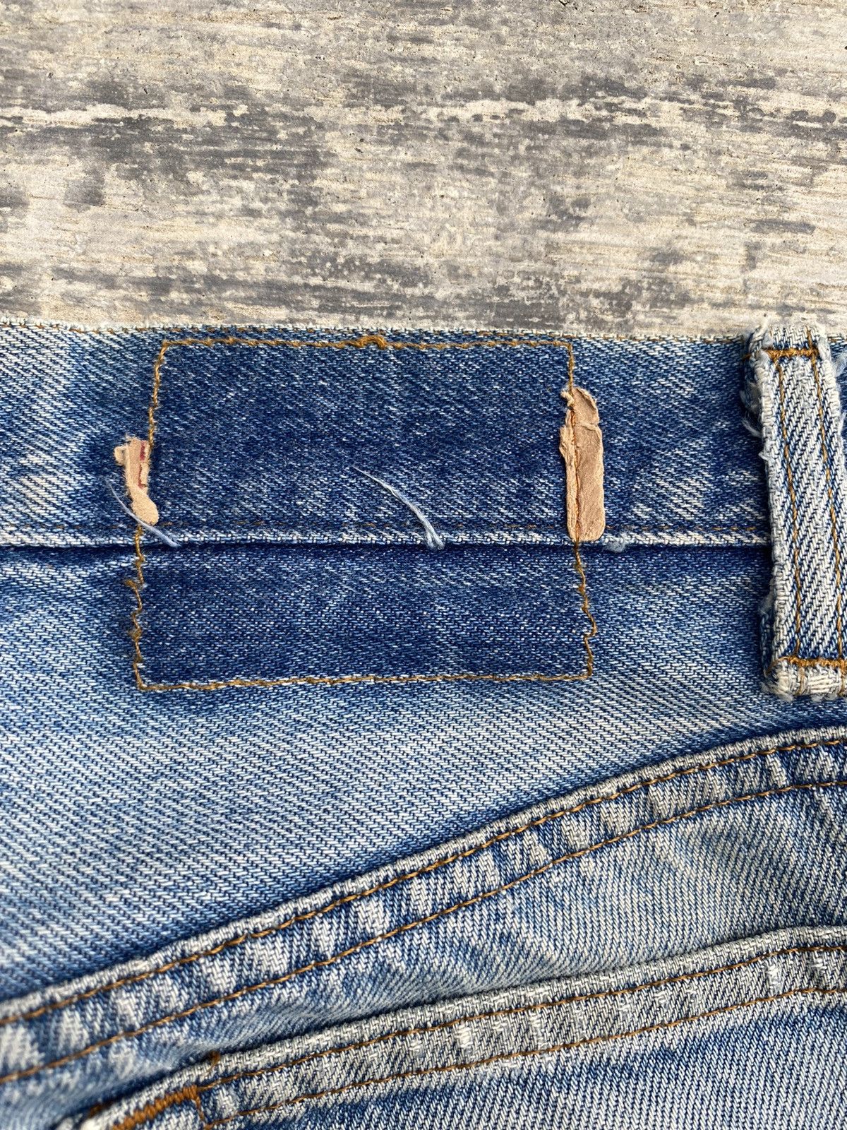 Levi's VINTAGE 80S LEVIS 501 DISTRESSED COWBOY MUD WASH GORPCORE Size US 30 / EU 46 - 13 Thumbnail