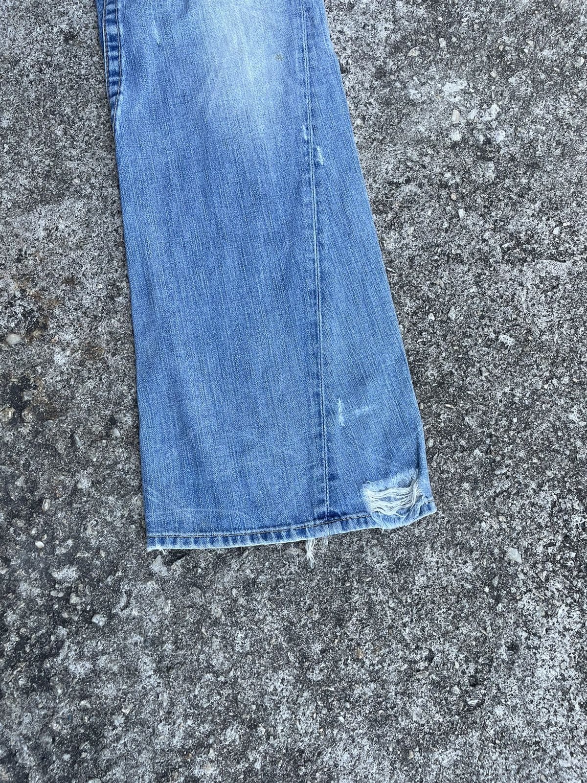 True Religion Flare Jeans True Religion Distressed Boot Cut Size US 31 - 7 Thumbnail