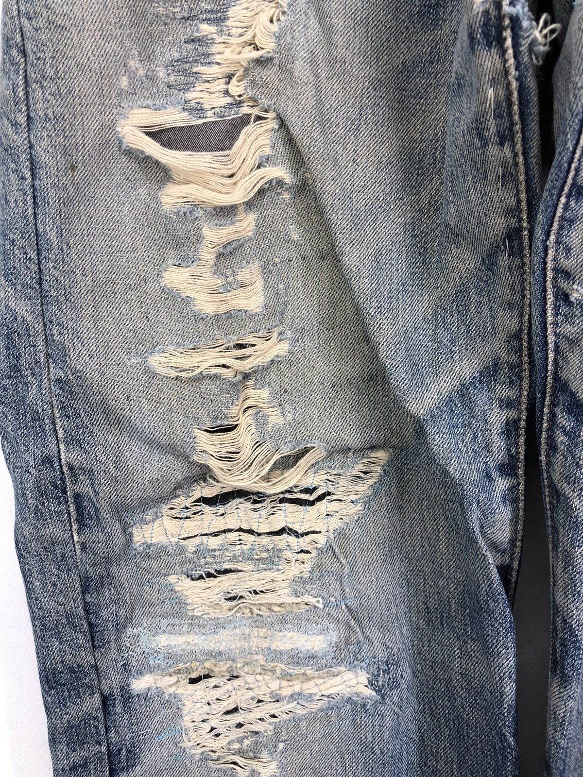 Wrangler Vintage Wrangler Distressed Thrashed Faded Blue Jeans Size US 30 / EU 46 - 12 Thumbnail