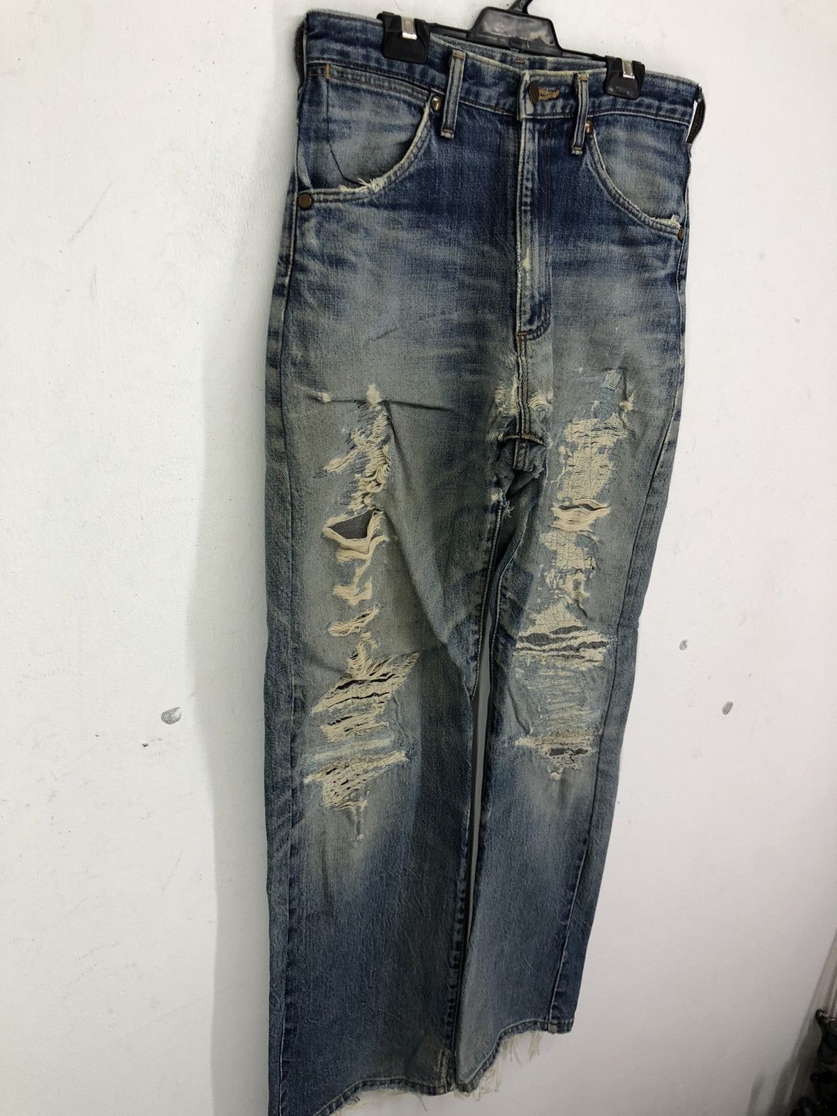 Wrangler Vintage Wrangler Distressed Thrashed Faded Blue Jeans Size US 30 / EU 46 - 3 Thumbnail