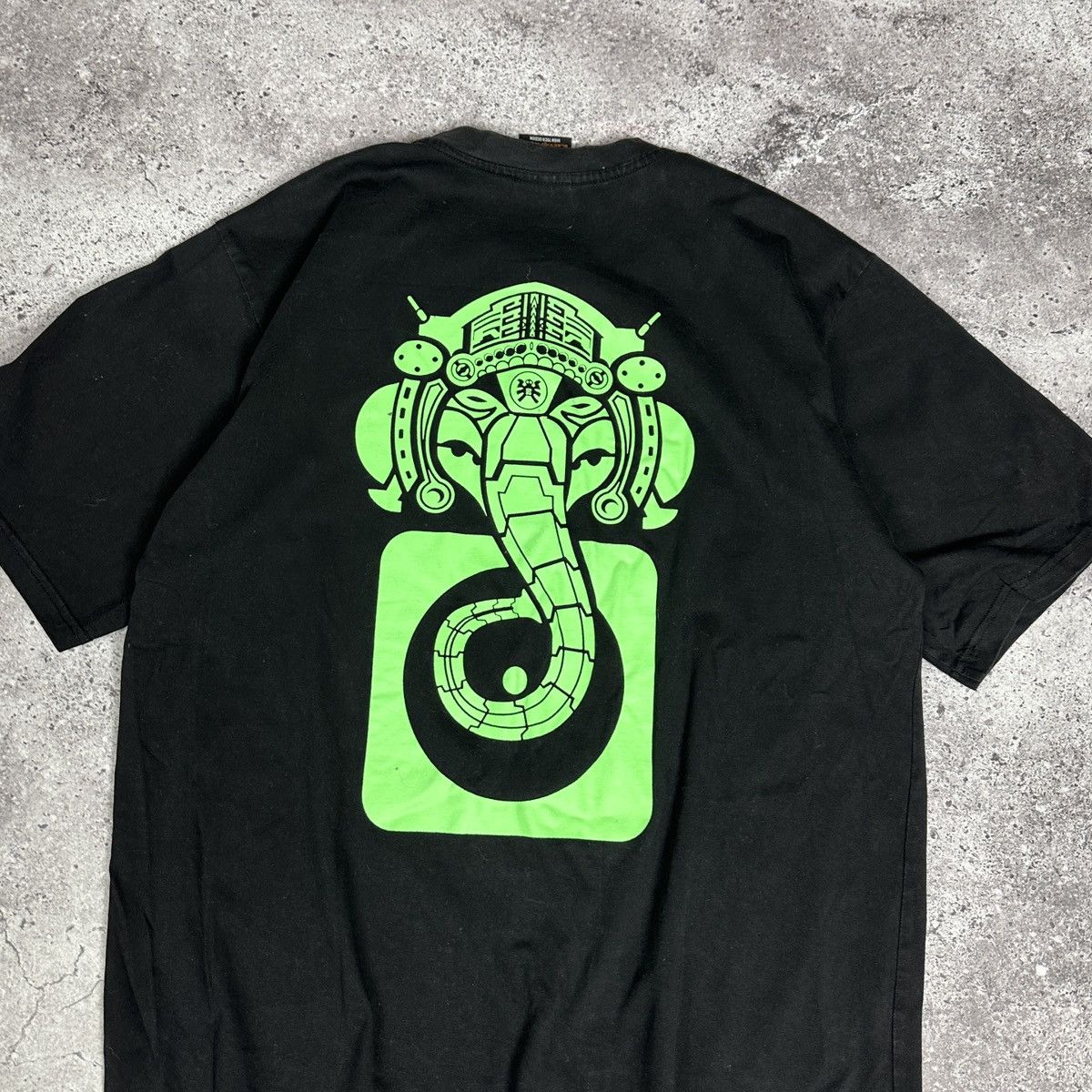 Vintage Vintage 90s Rave Shaman Electro Wear Glow dark tee Y2K Rare Size US L / EU 52-54 / 3 - 8 Thumbnail