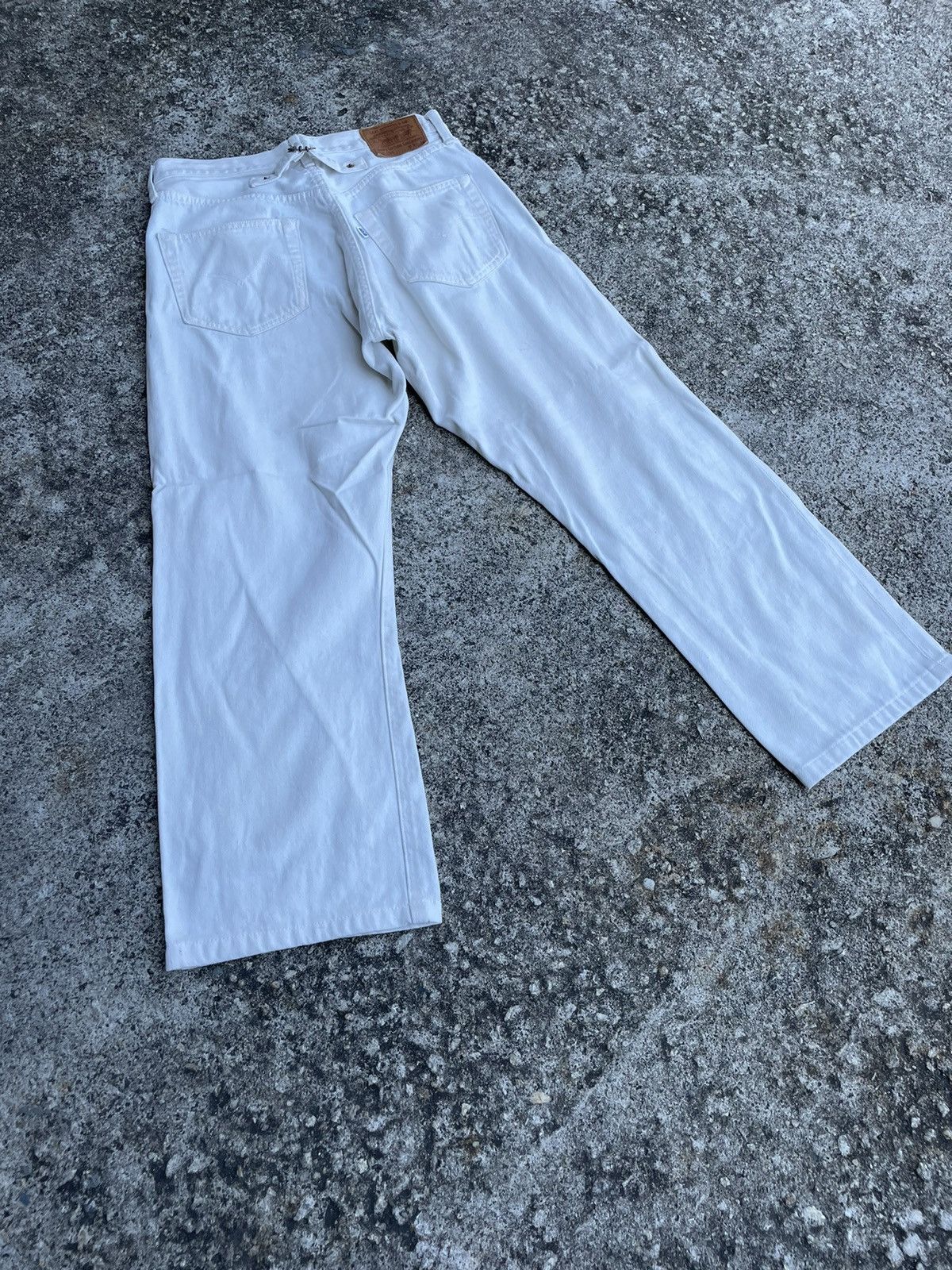 Levi's Vintage Clothing Vintage Levi’s Big E 704 Selvedge Buckle Back Jeans Size US 27 - 10 Thumbnail