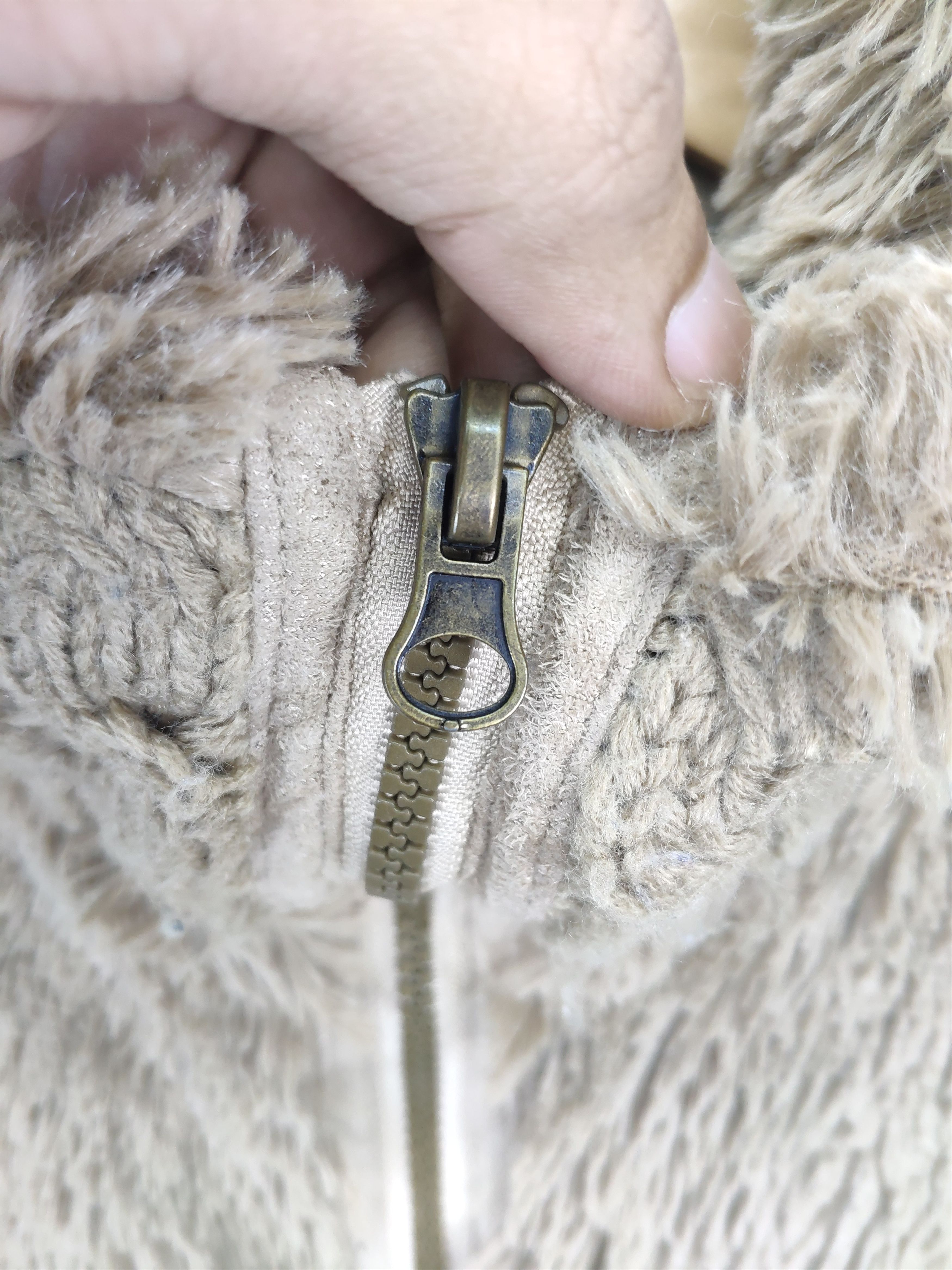 Japanese Brand × Vintage Shaggy Cardigan Vest Faux fur by Eeni Meeni Size S / US 4 / IT 40 - 16 Thumbnail