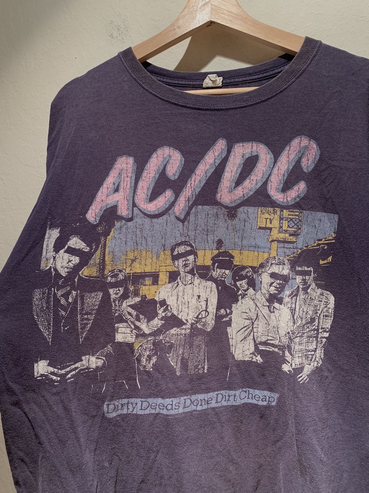 AC/DC × Band Tees *RARE* AC/DC Dirty Deeds Done Dirt Cheap Band T-Shirt Large Size US L / EU 52-54 / 3 - 2 Thumbnail