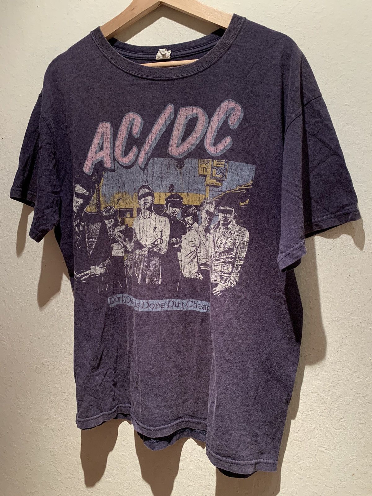 AC/DC × Band Tees *RARE* AC/DC Dirty Deeds Done Dirt Cheap Band T-Shirt Large Size US L / EU 52-54 / 3 - 1 Thumbnail
