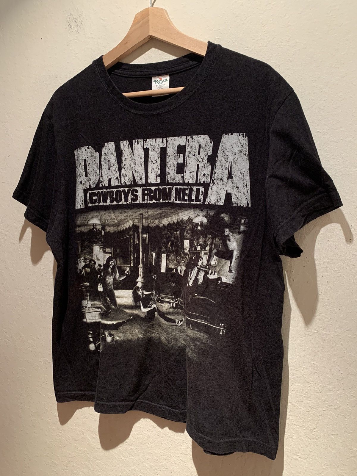 Band Tees × Vintage *RARE* Vintage Pantera Cowboys From Hell Keya Tag Band Shirt Size US L / EU 52-54 / 3 - 1 Thumbnail