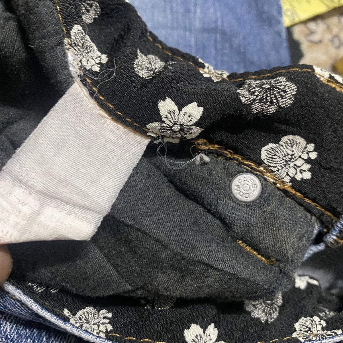 Karakuri Tamashii Japanese Traditional Denim Embroidery Fish Koi Jeans Size US 30 / EU 46 - 16 Thumbnail