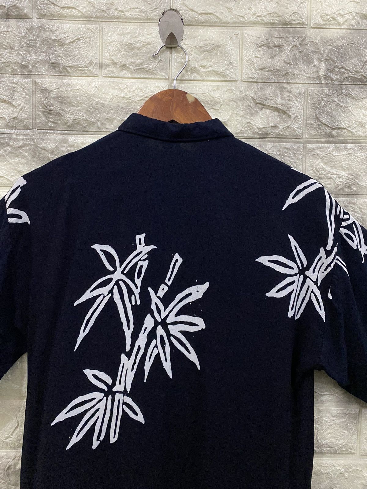 Japanese Brand Hawaiian Shirt Size US S / EU 44-46 / 1 - 4 Thumbnail