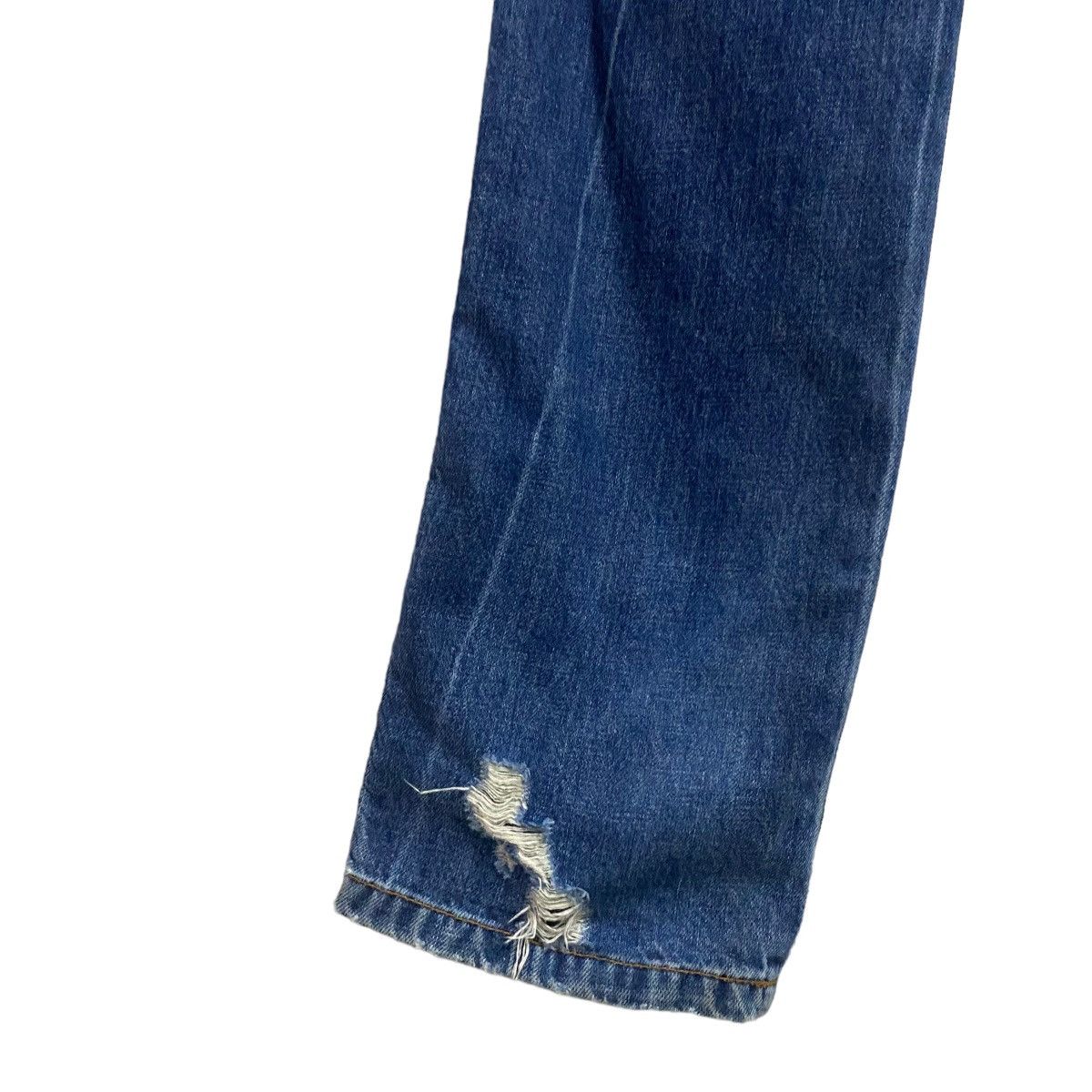 Dirk Bikkembergs Dirk Bikkembergs Distressed Denim Jeans Size US 31 - 15 Thumbnail