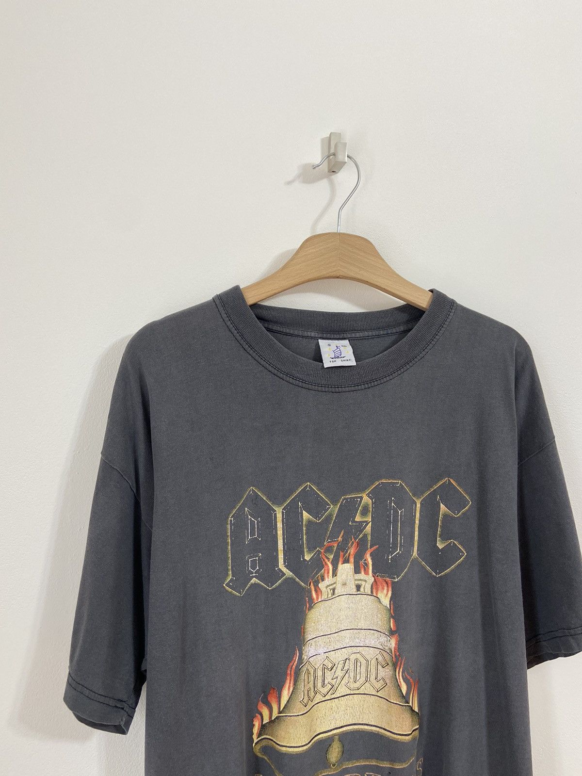 AC/DC × Vintage AC/DC Vintage Shirt Hell’s Bells Size US XXL / EU 58 / 5 - 2 Thumbnail