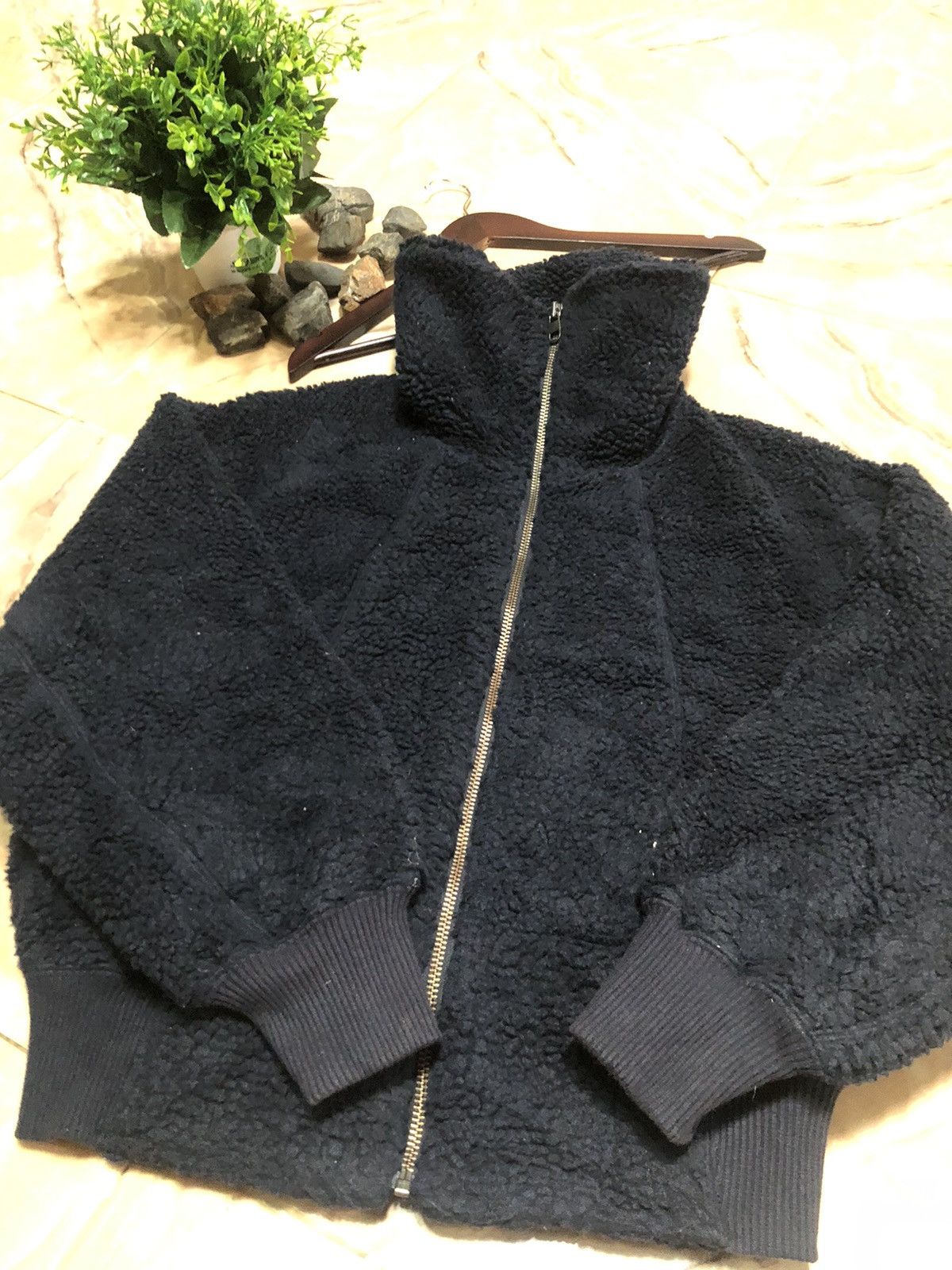Jun Takahashi × Undercover × Uniqlo 🔥Steal🔥Undercover Uniqlo fleece Sherpa Size US L / EU 52-54 / 3 - 6 Thumbnail