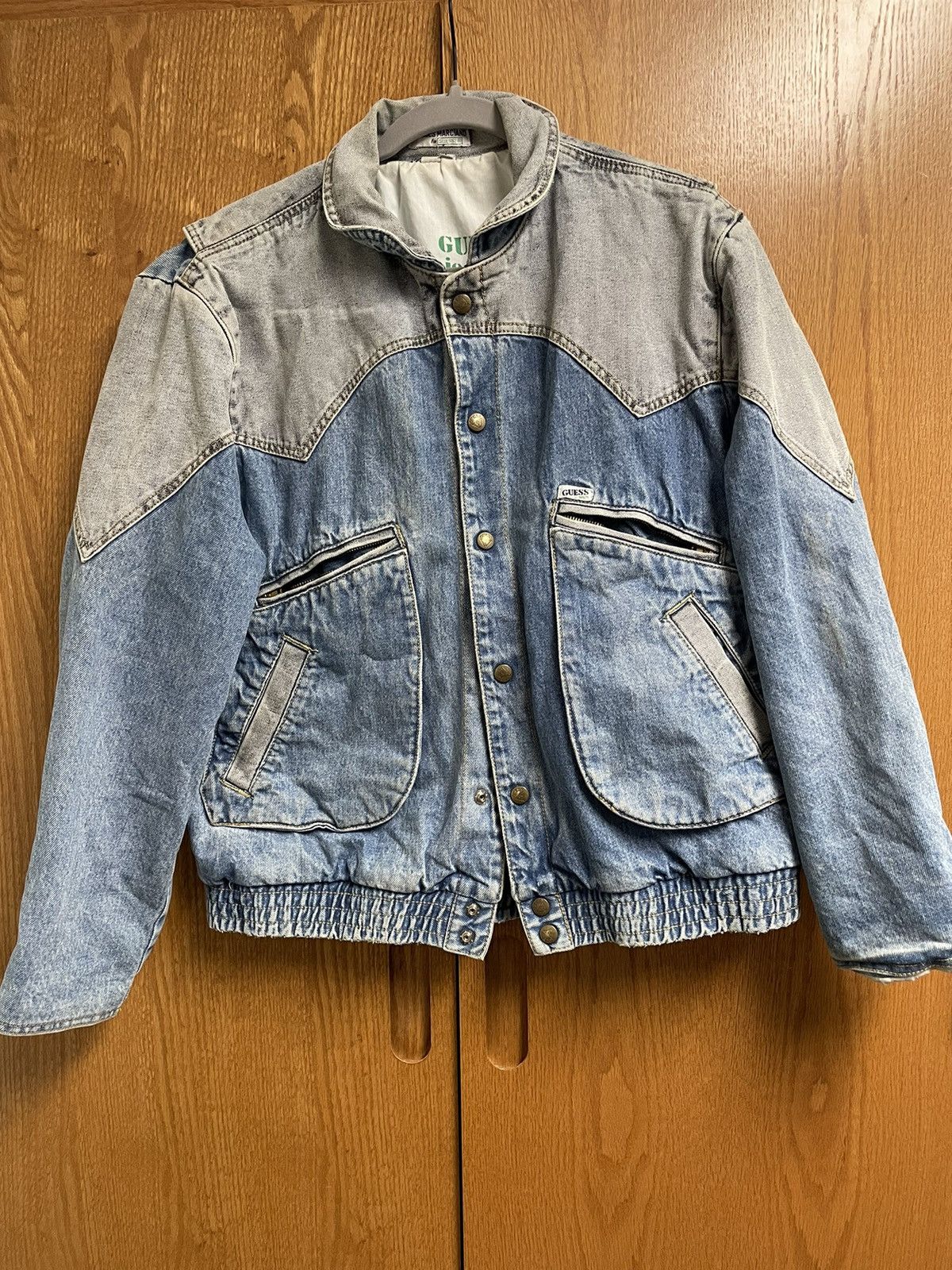 Store Vintage Denim Guess Jacket 80s