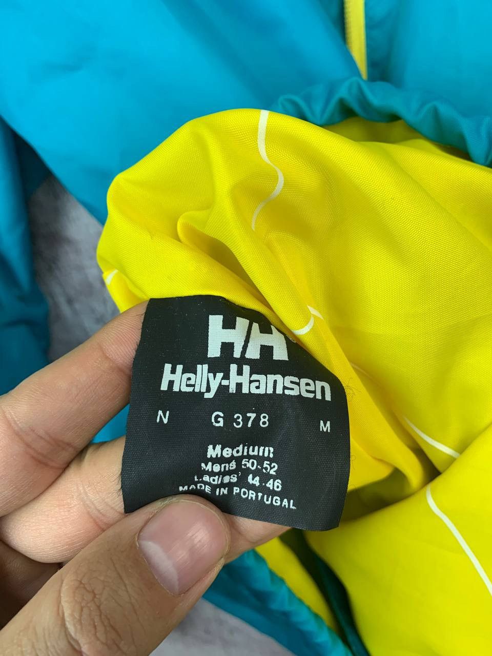 Helly Hansen Very Rare Helly Hansen Vintage Mens Jacket 90s Size US M / EU 48-50 / 2 - 5 Thumbnail