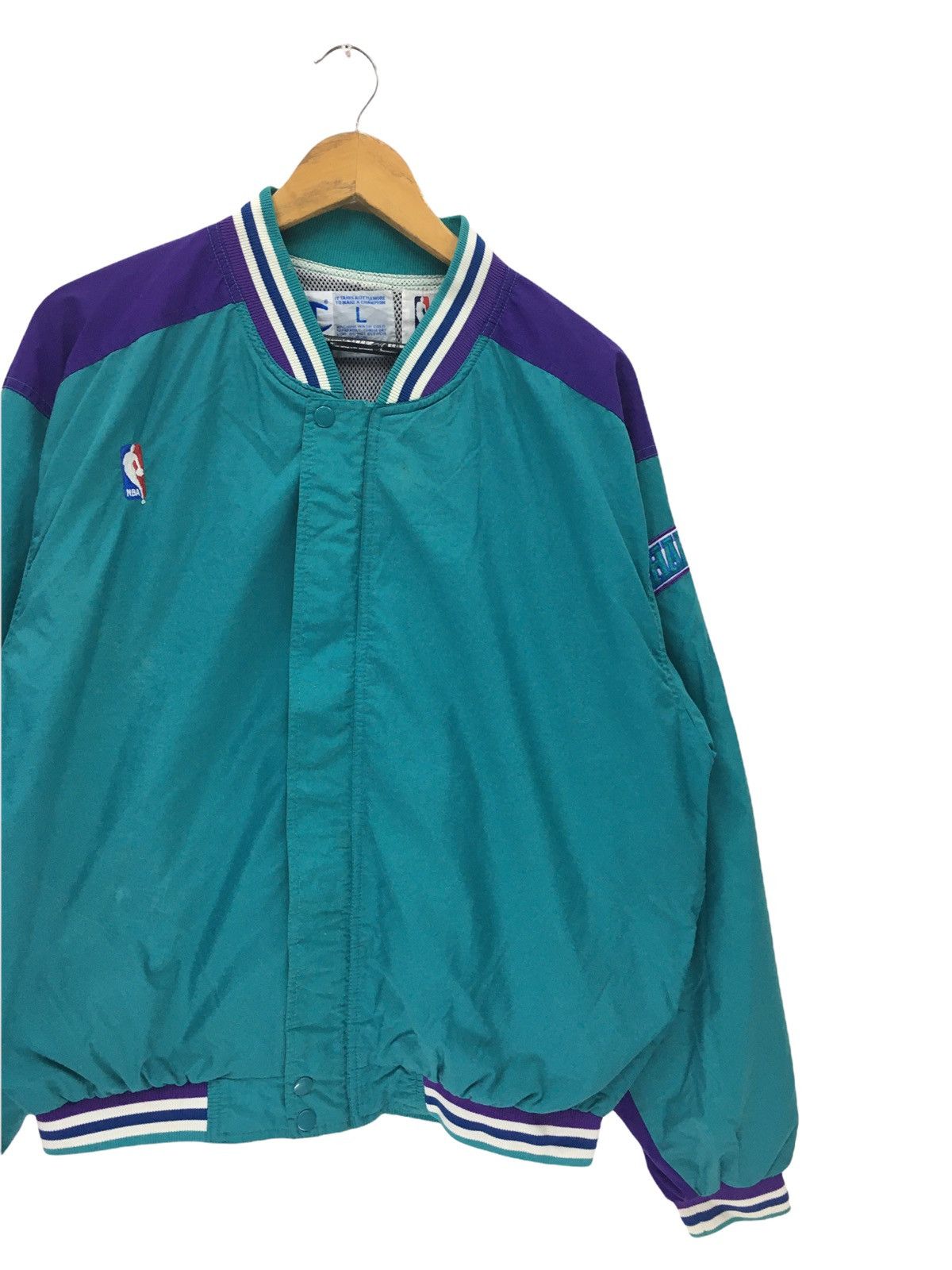 NBA × Nike × Supreme Vintage Charlotte Hornets NBA Basketball Jacket X Champion Size US L / EU 52-54 / 3 - 6 Thumbnail