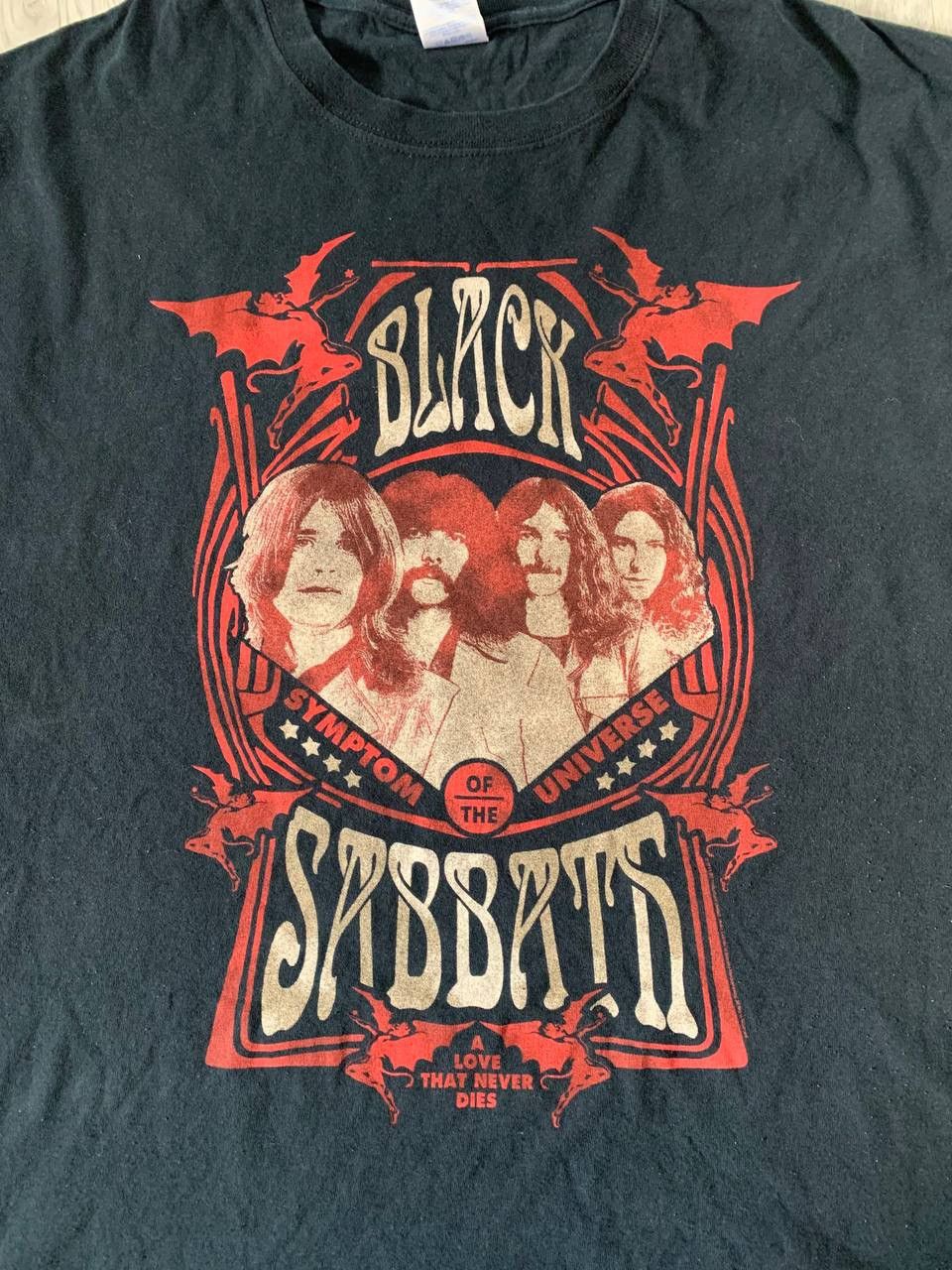 Band Tees Vintage 00s Black Sabbath symptom of the universe tee Size US XXL / EU 58 / 5 - 2 Thumbnail