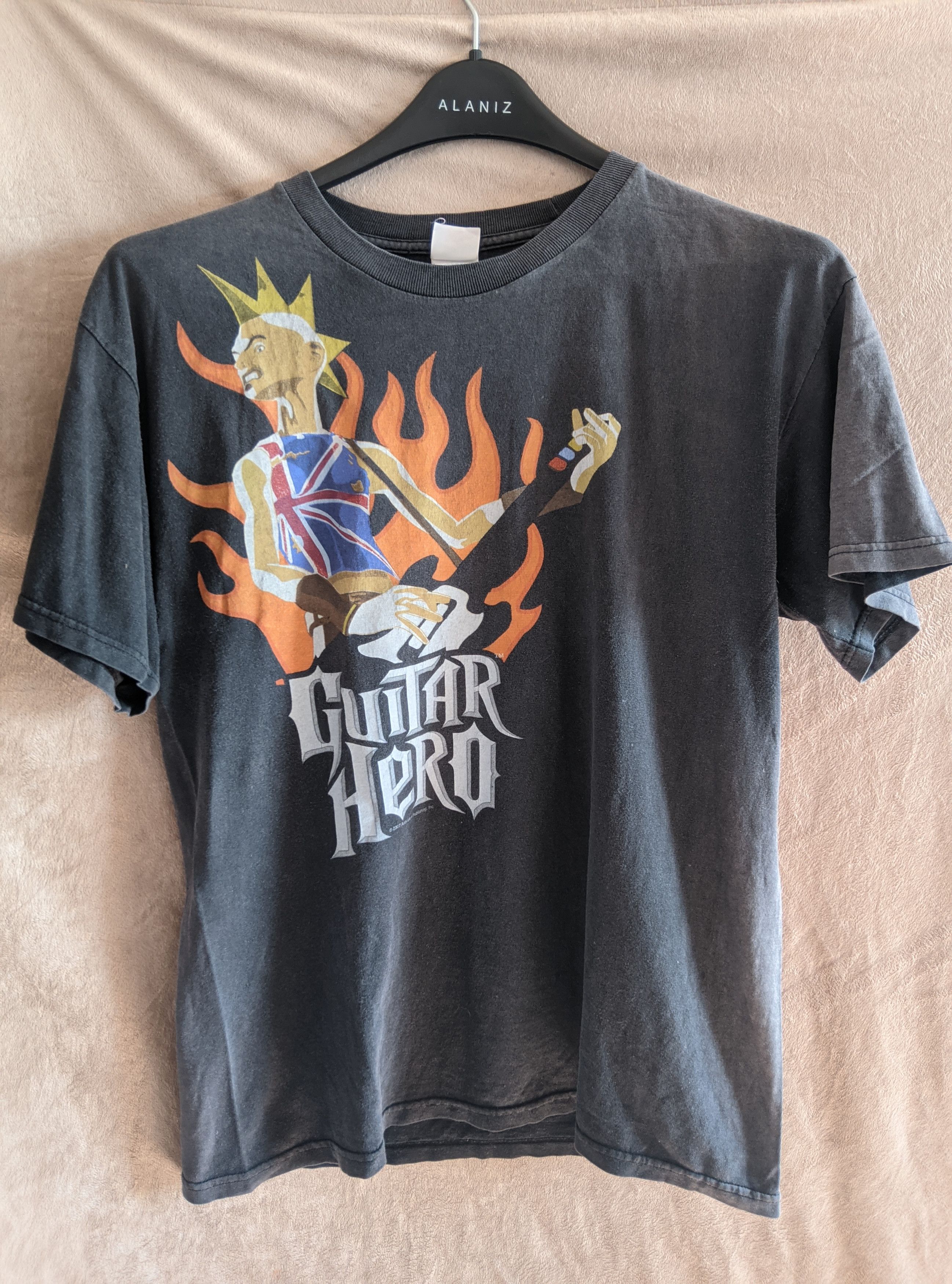 Vintage Vintage 2007 guitar hero johnny napalm t shirt Size US L / EU 52-54 / 3 - 1 Thumbnail