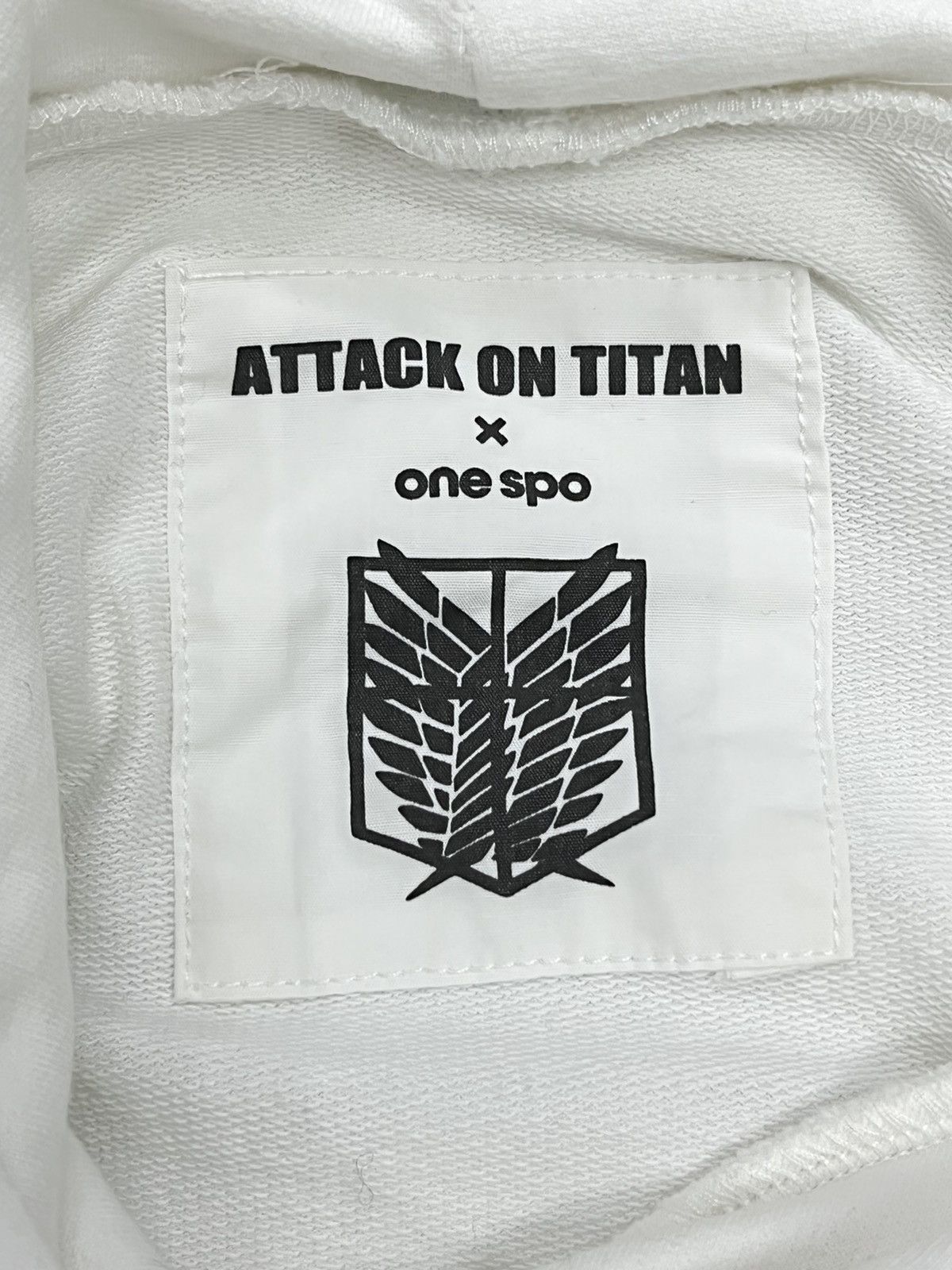 Anime ATTACK ON TITAN Japan’s Fashion Show Cosplay Sweater Hoodie Size US M / EU 48-50 / 2 - 9 Thumbnail