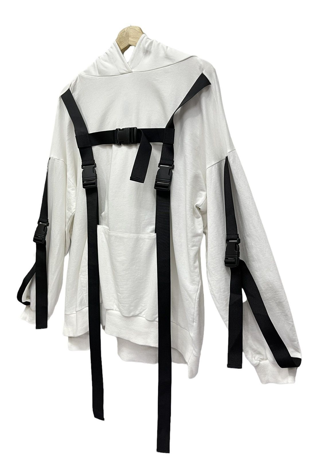 Anime ATTACK ON TITAN Japan’s Fashion Show Cosplay Sweater Hoodie Size US M / EU 48-50 / 2 - 6 Thumbnail
