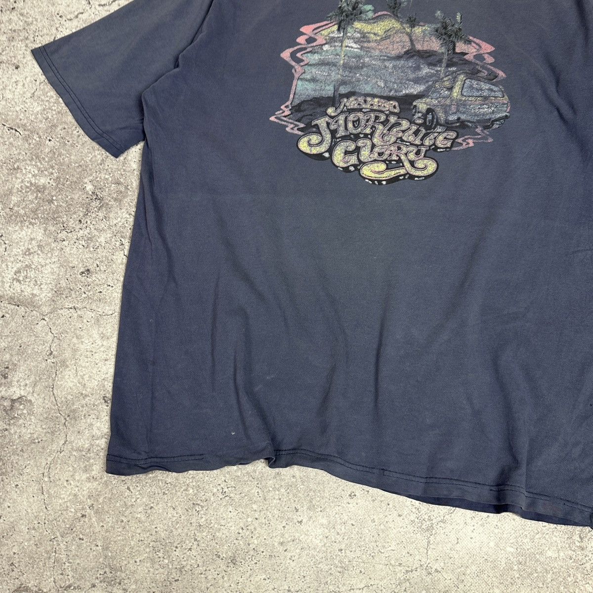 Vintage Vintage 90s Distressed Mambo Morning Glory tee Australia y2k Size US L / EU 52-54 / 3 - 8 Thumbnail