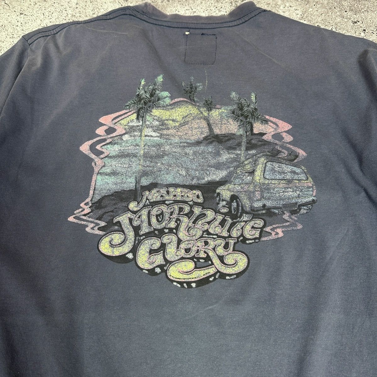 Vintage Vintage 90s Distressed Mambo Morning Glory tee Australia y2k Size US L / EU 52-54 / 3 - 16 Thumbnail